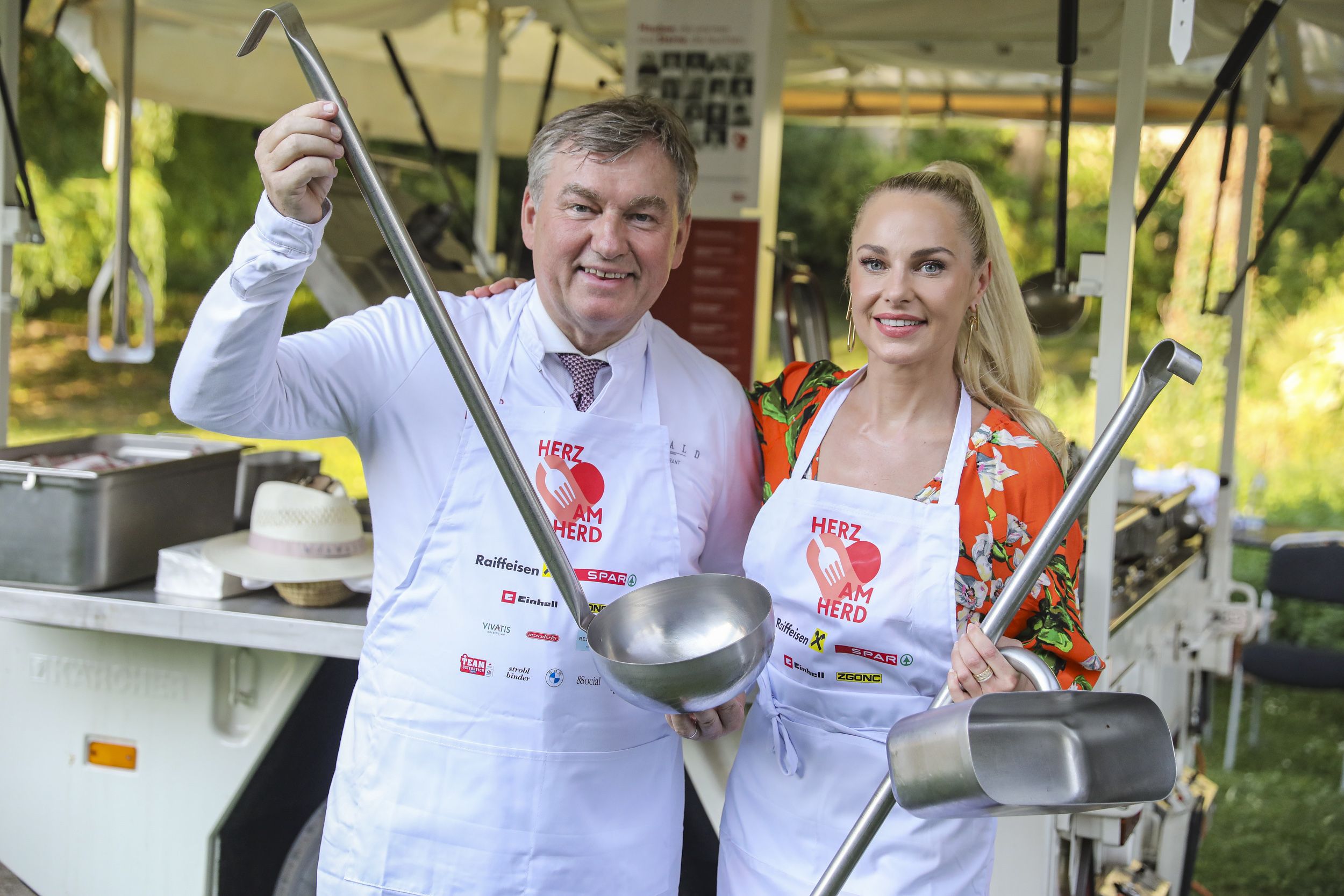 Toni Mörwald und Silvia Schneider kochten Gulasch