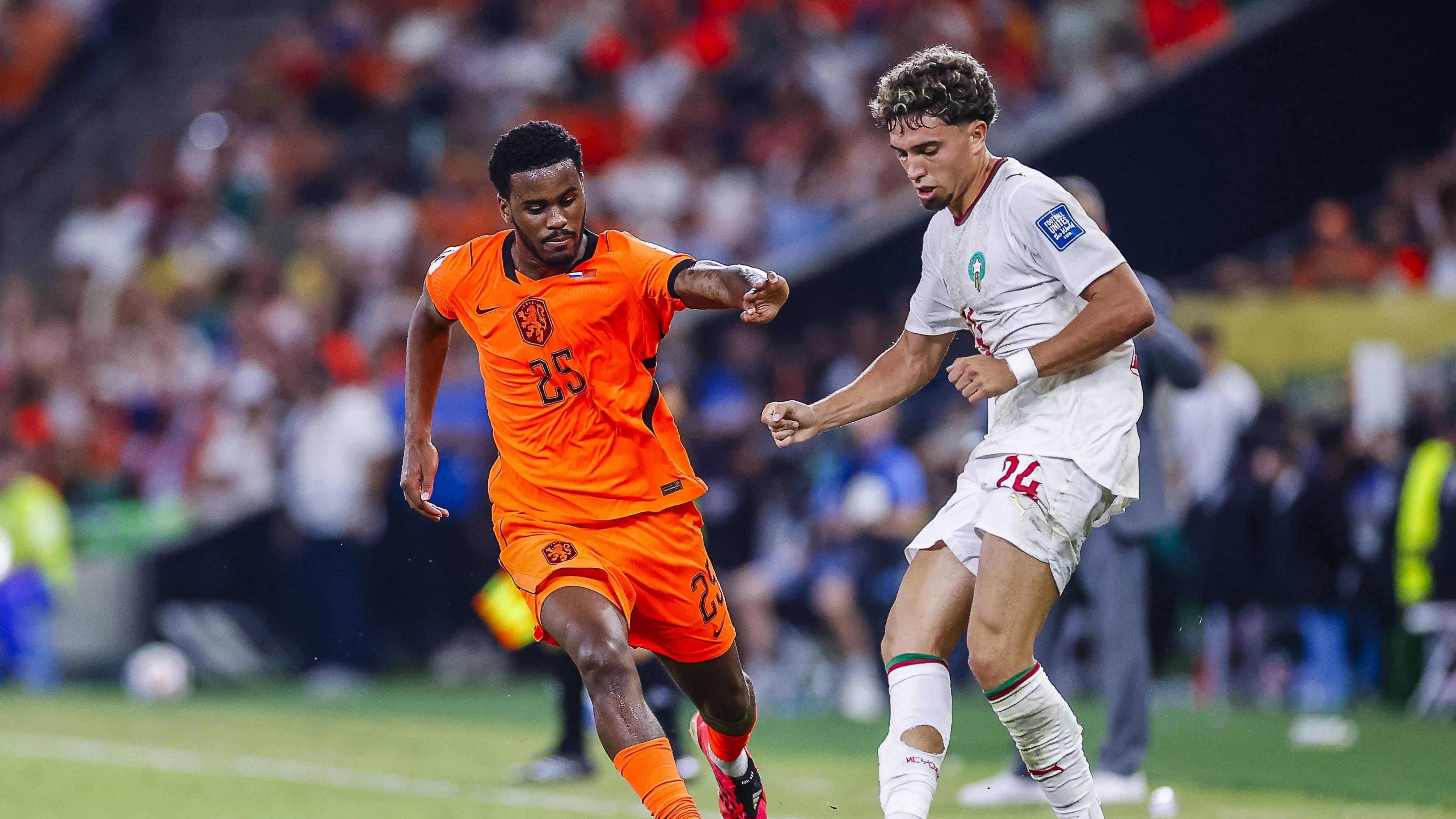 MONTERREY, 29-06-2026, Monterrey Stadium, Match between Morocco and The Netherlands during the World Cup 2026. Picture shows Netherlands player Jorrel Hato , Morocco player Neil El Aynaoui Morocco - The Netherlands World Cup 2026 PUBLICATIONxNOTxINxNED x204749185x Copyright: