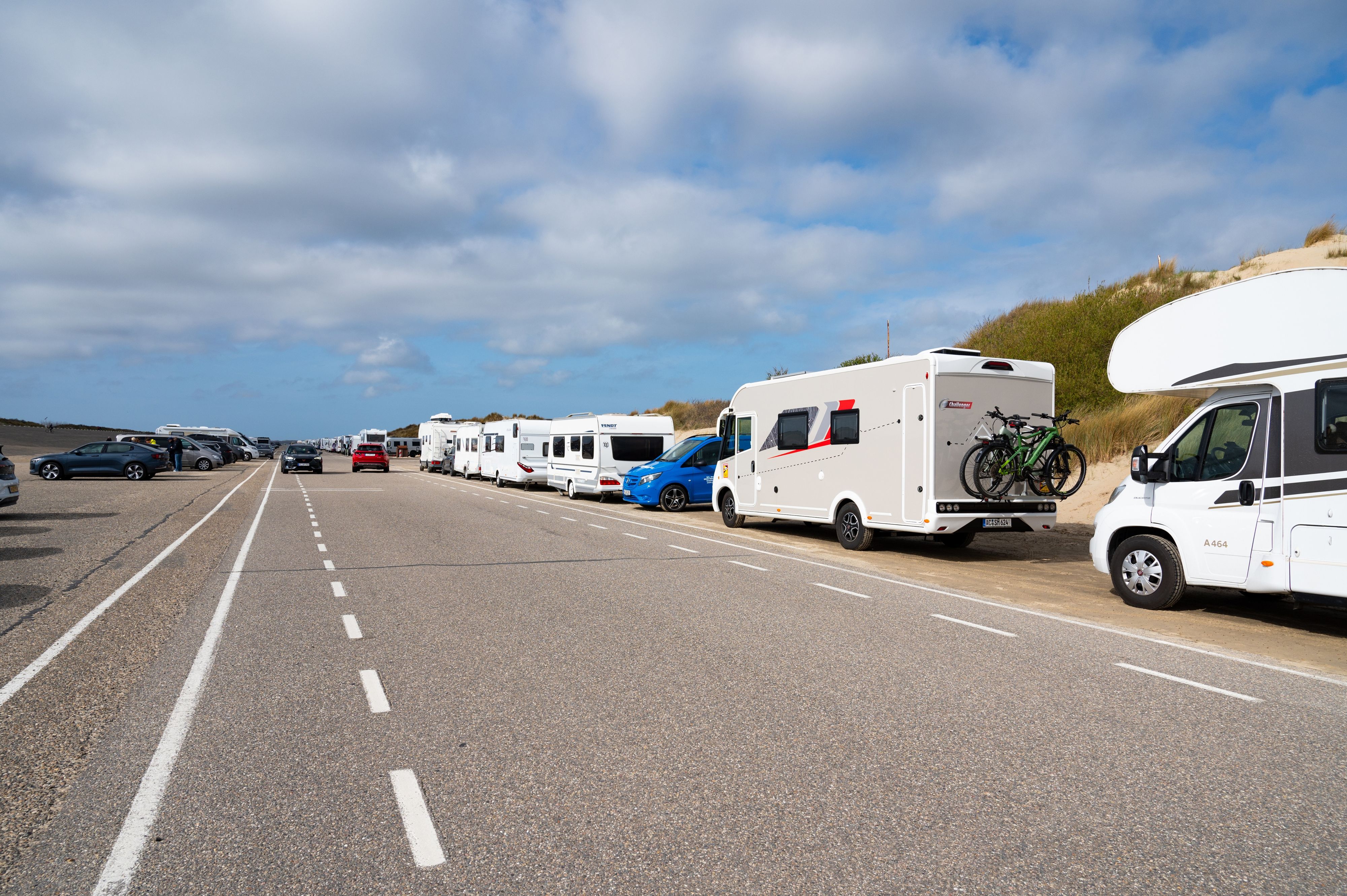Wohnmobile sind von der Lkw-Maut ab dem 1. Juli 2026 in den Niederlanden ausgenommen - müssen jedoch registriert werden.