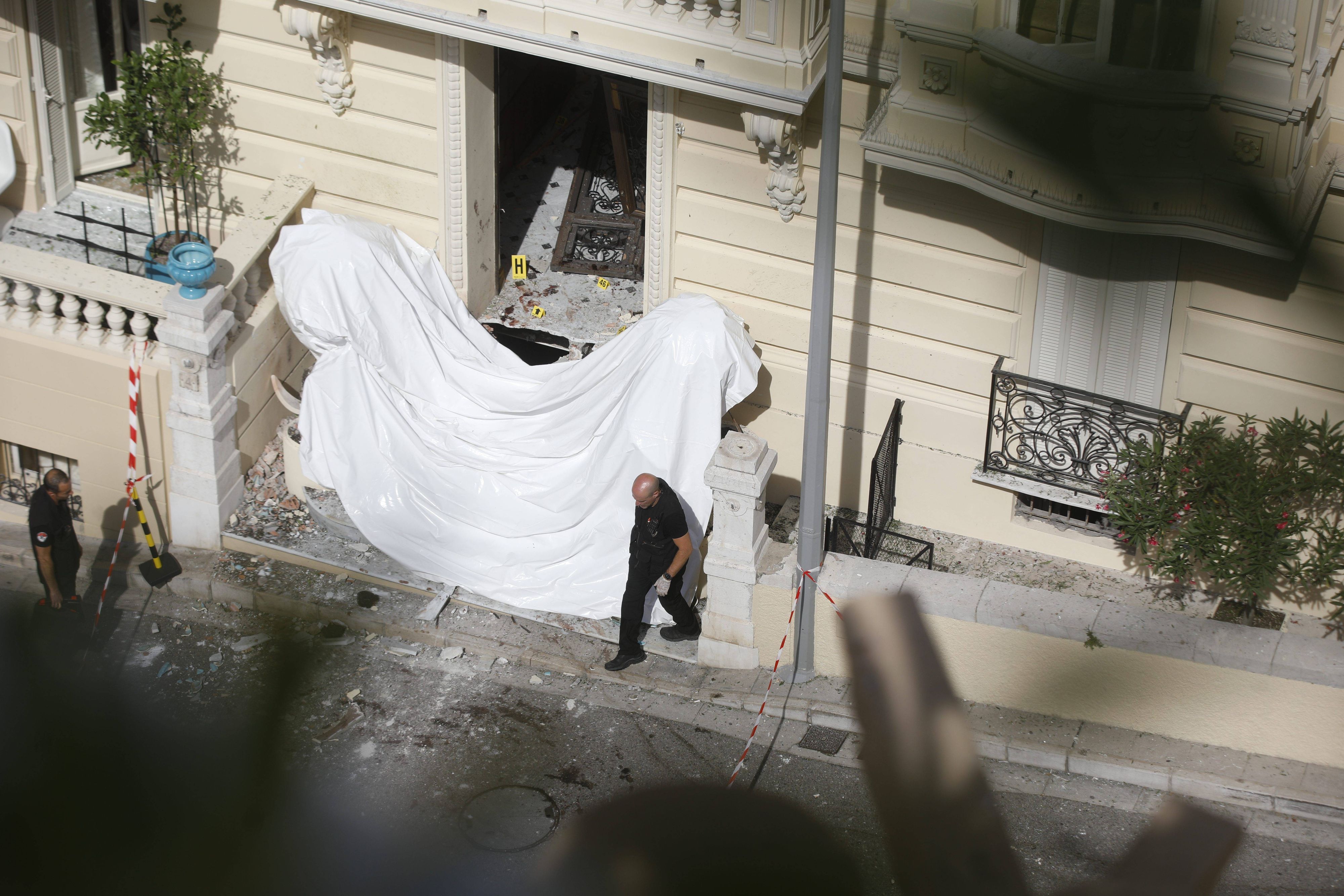Bei einer Explosion einer Paketbombe in Monaco wurden mehrere Menschen verletzt.