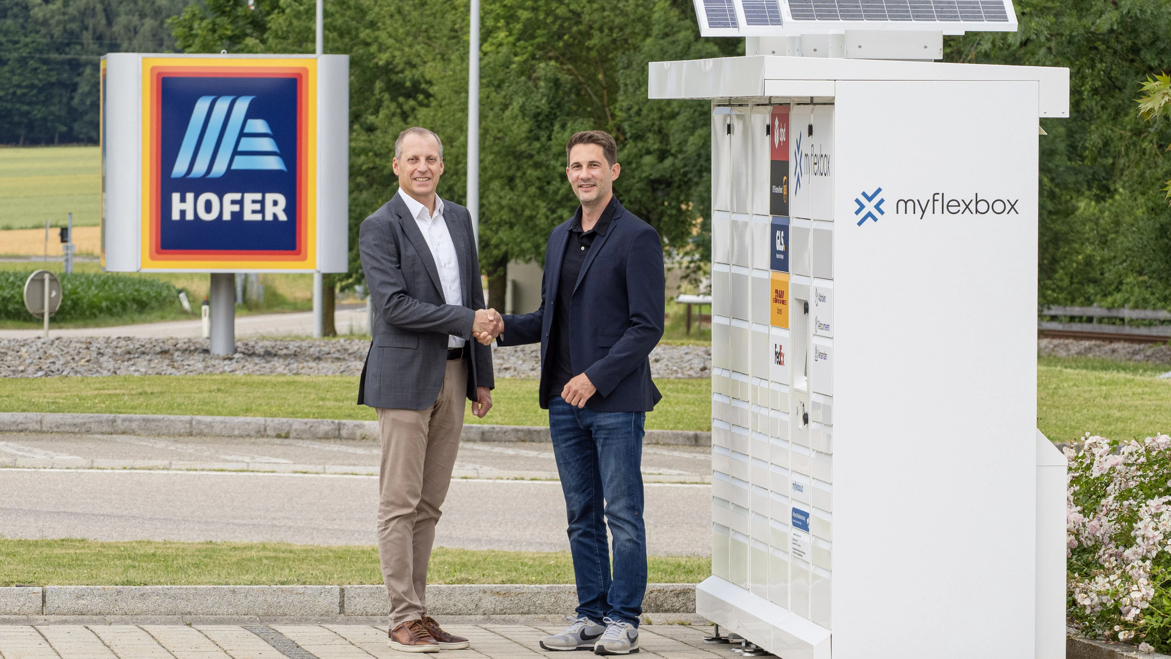 Ausbau bei Paketstationen: Hofer startet Kooperation mitmyflexbox