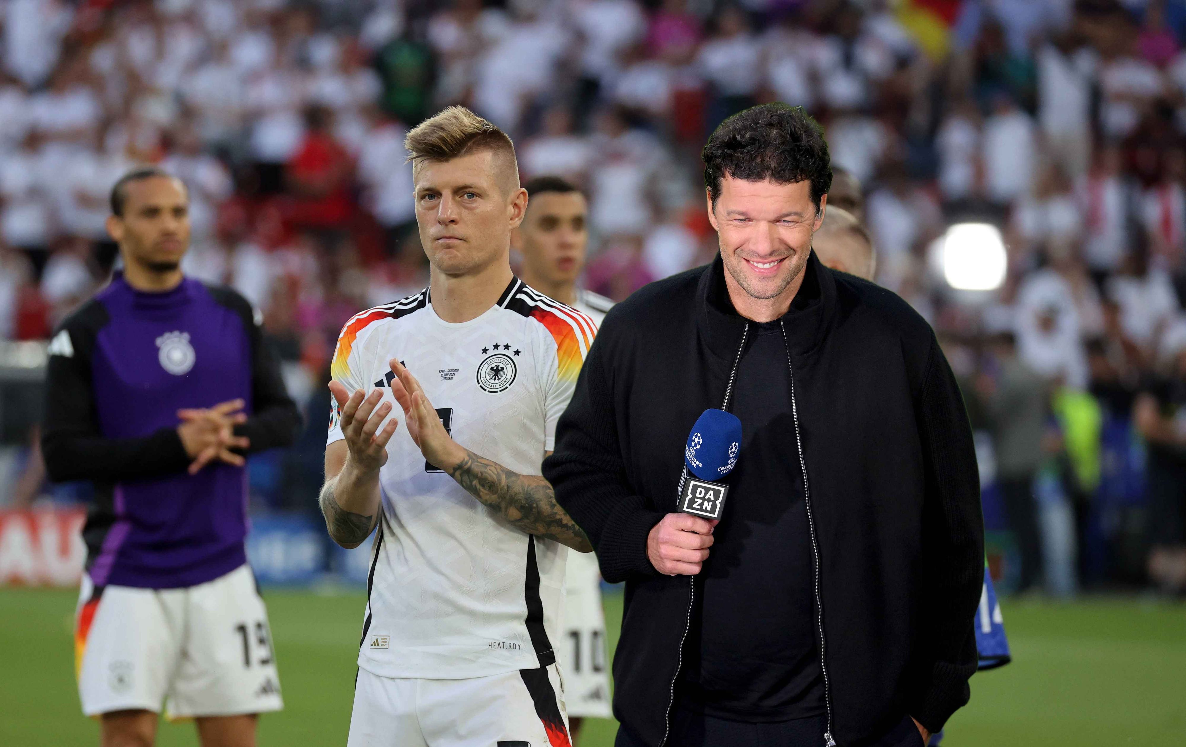 Toni Kroos (l.) und Michael Ballack orten viele Probleme.
