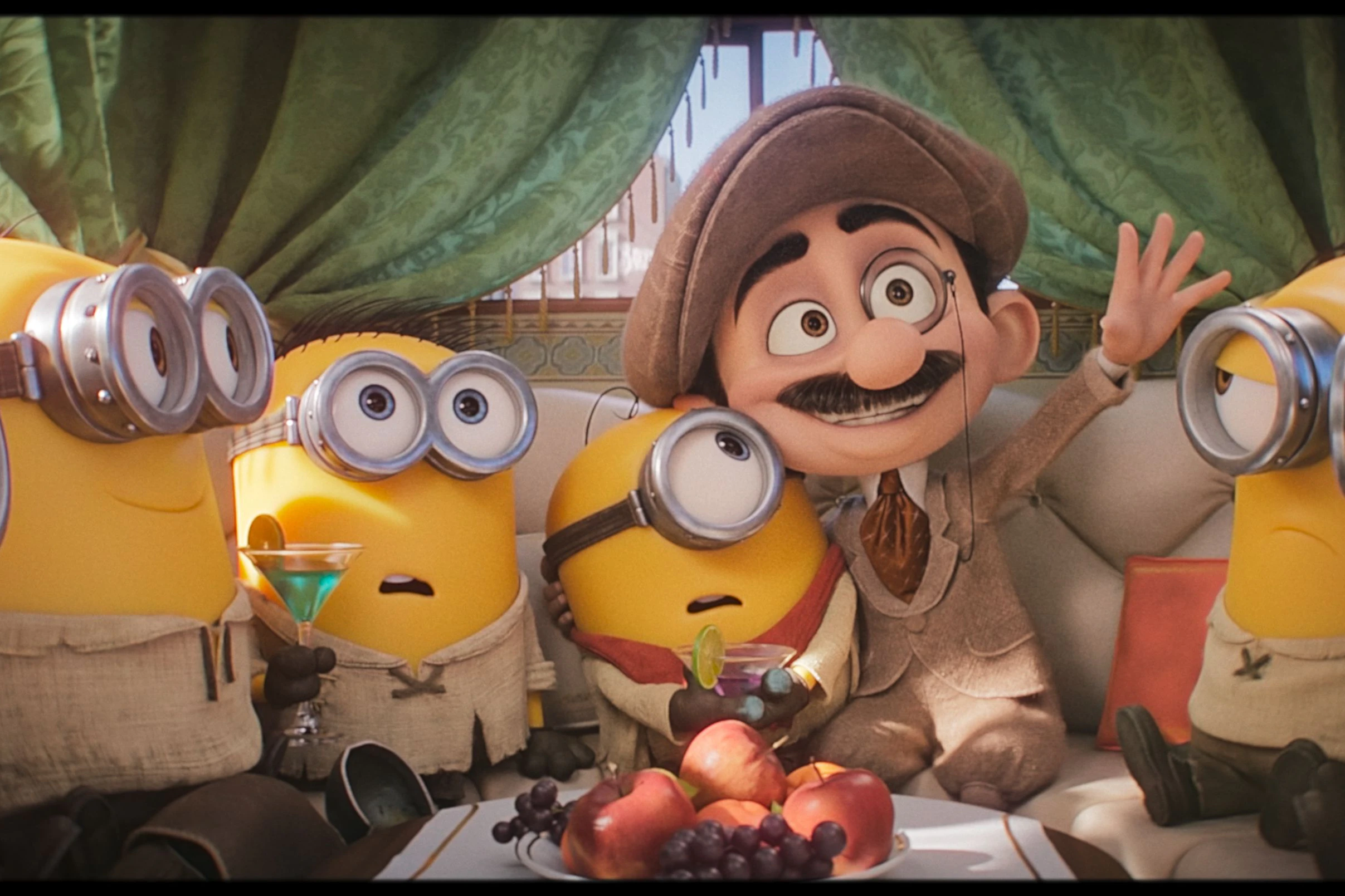 Charmant: ein Regisseur mit wienerischem Akzent führt die Minions in Hollywood ein