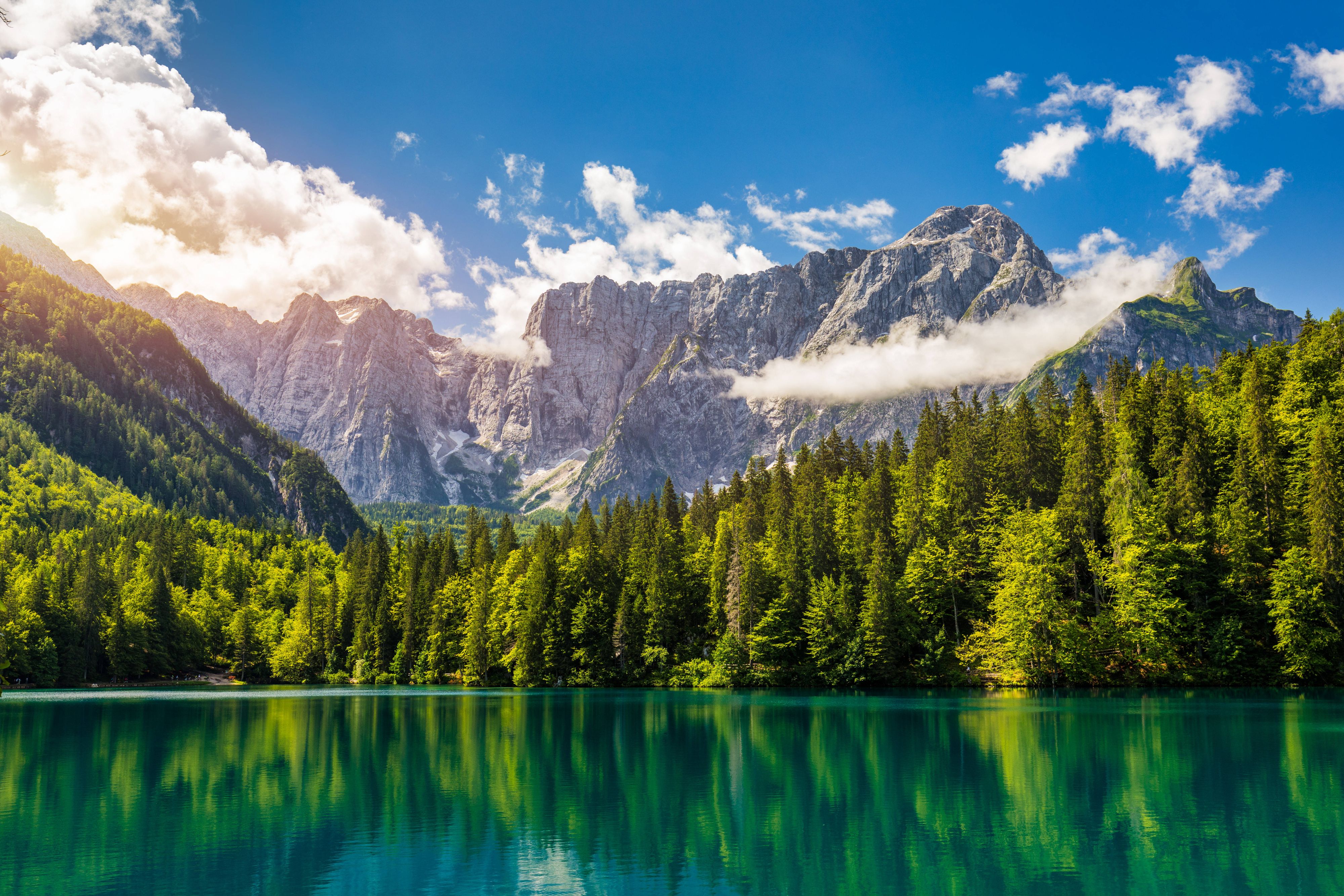Die Laghi di Fusine (Weißenfelser Seen) sind zwei malerische, eiszeitliche Alpinseen in den italienischen Julischen Alpen.
