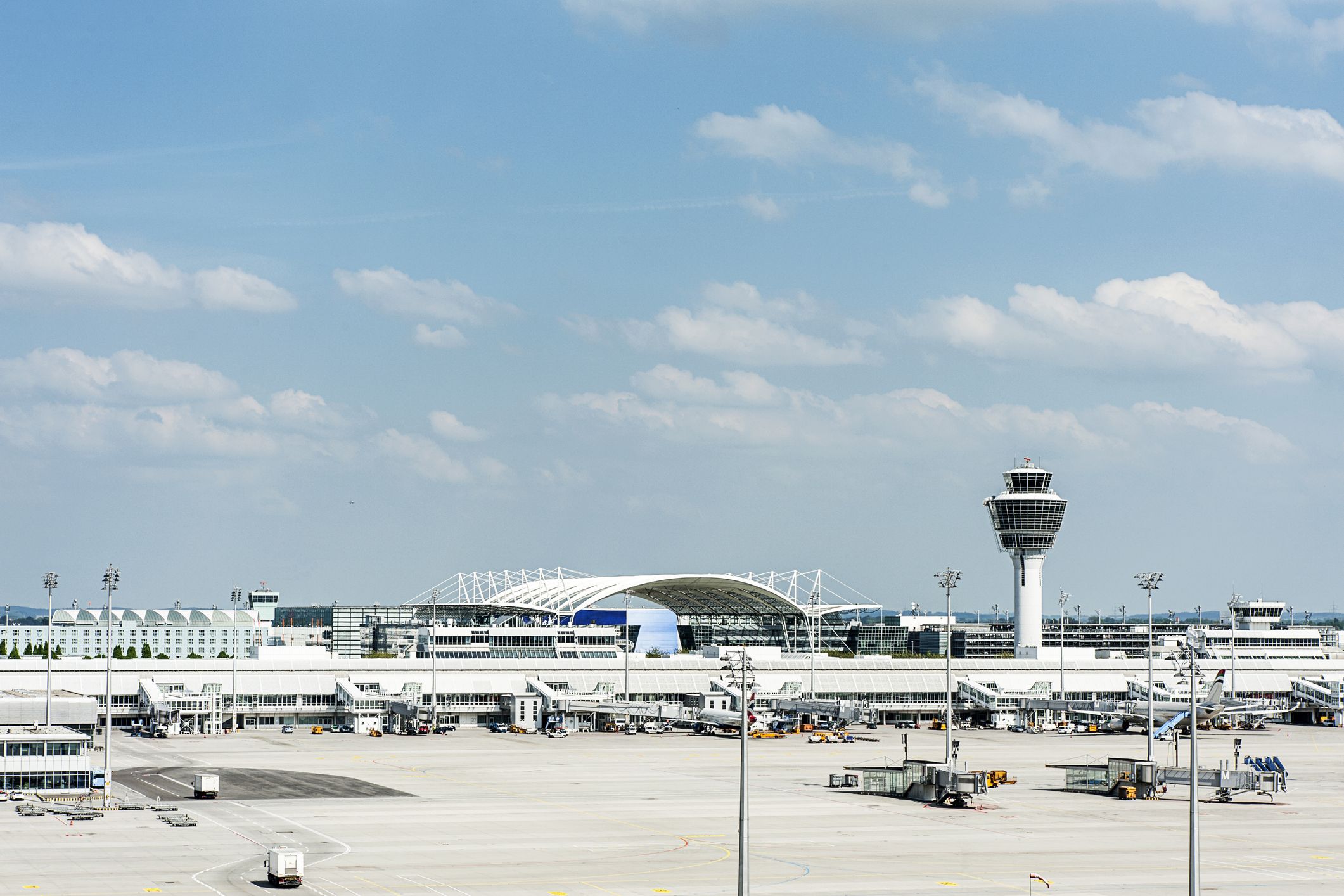 Am Münchner Flughafen werden aktuell keine Maschinen abgefertigt. (Symbolbild)