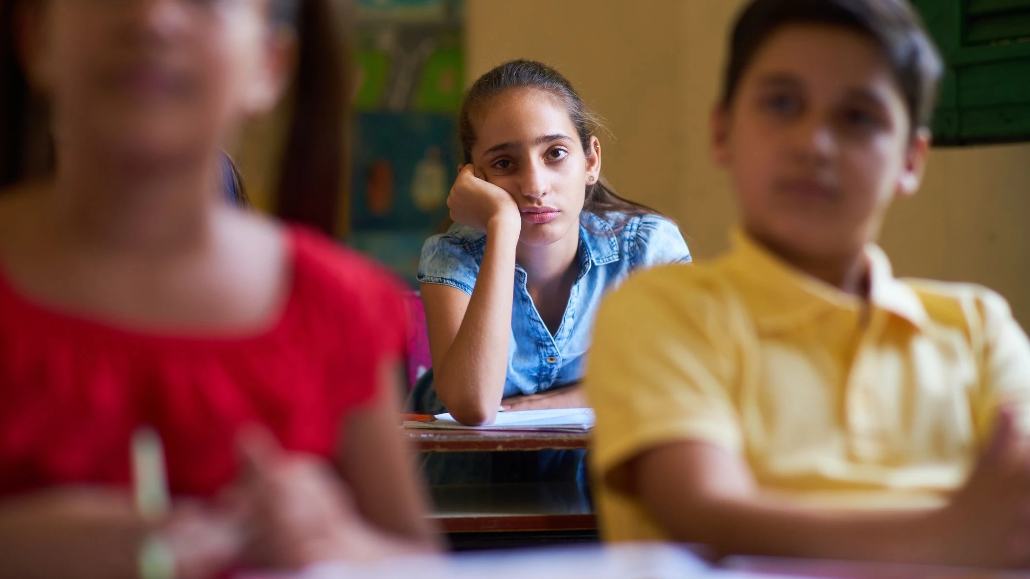 In den Volksschulklassen sitzen teilweise viel ältere Schüler – ihr Deutsch ist zu schlecht (Symbolfoto).