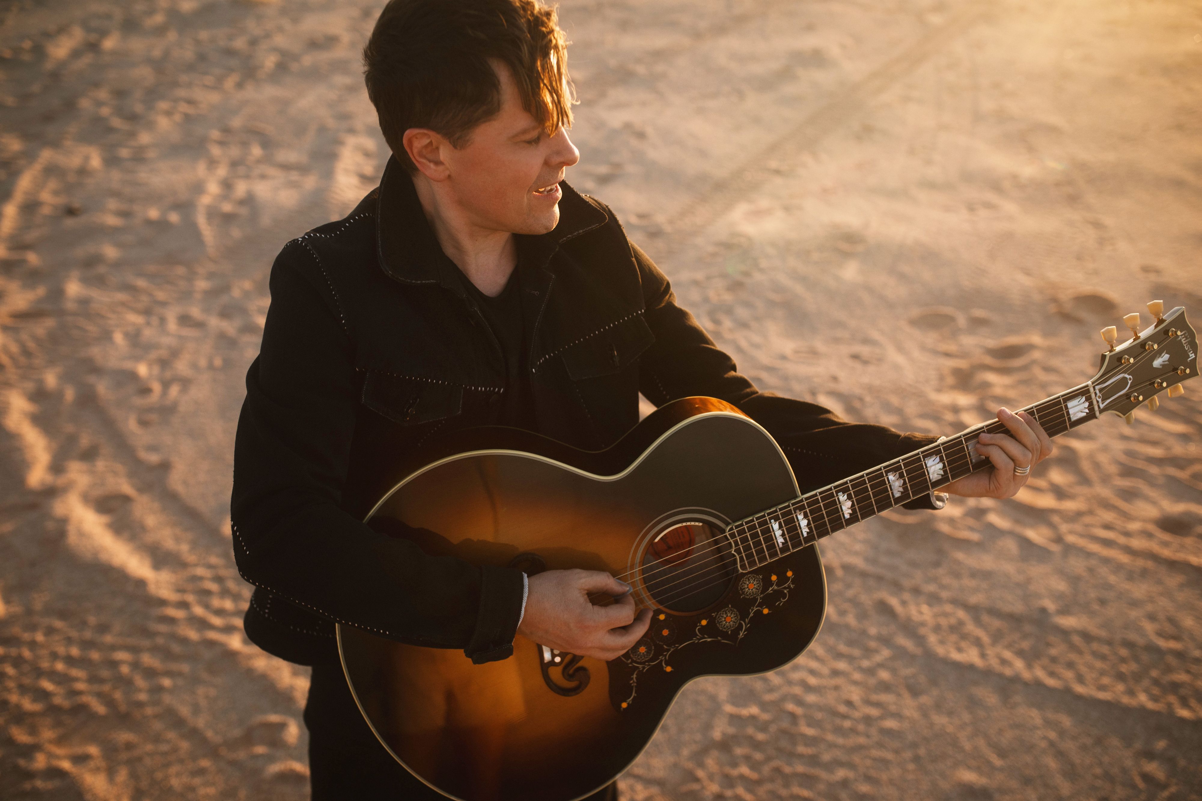 Michael Patrick Kelly kommt mit seinem sechsten Album 