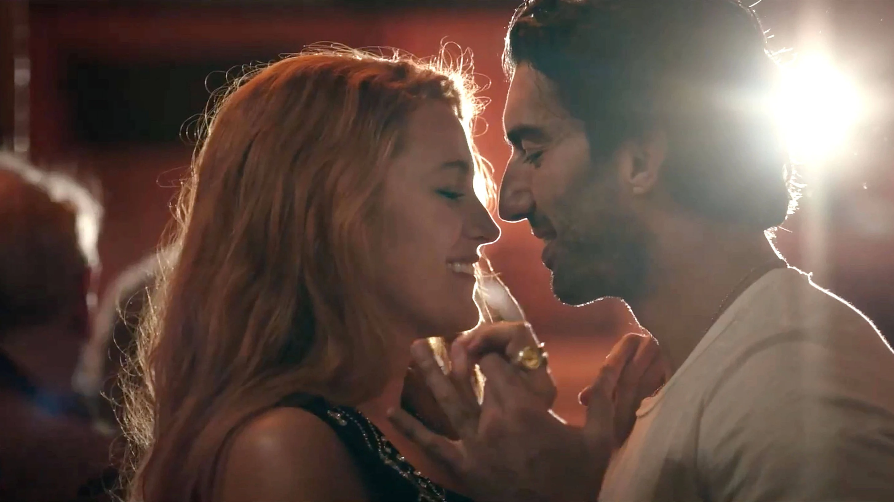 Nach dem Dreh zum Film "It Ends With Us" warf Blake Lively ihrem Co-Star Justin Baldoni u.a. vor, sie sexuell belästigt zu haben. Der lange Rechtsstreit wurde zwar beigelegt, doch nun fordert Lively 8 Millionen Dollar von Baldoni.