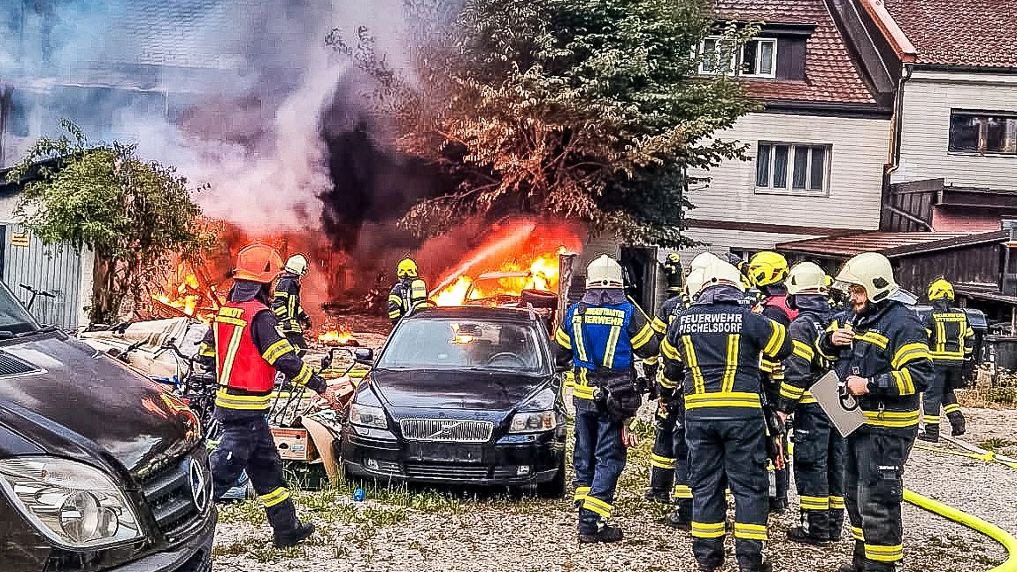 Heute.at - Orts-Zentrum in Flammen – nun ermittelt die Polizei
