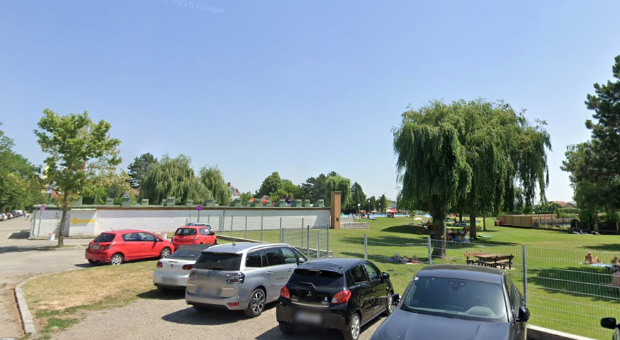 Das Freibad in Ebergassing