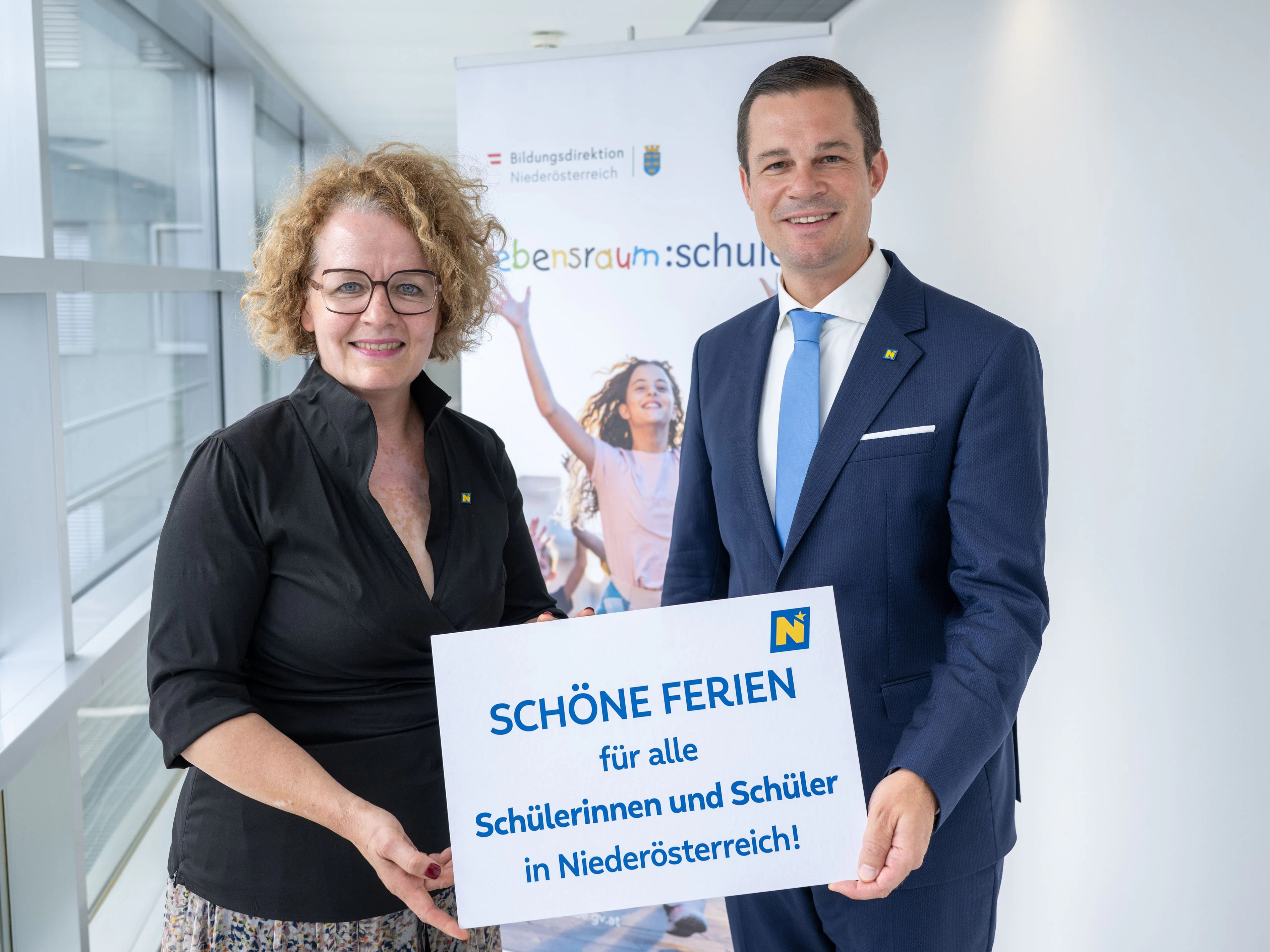 Bildungslandesrätin Christiane Teschl-Hofmeister und Bildungsdirektor Karl Fritthum