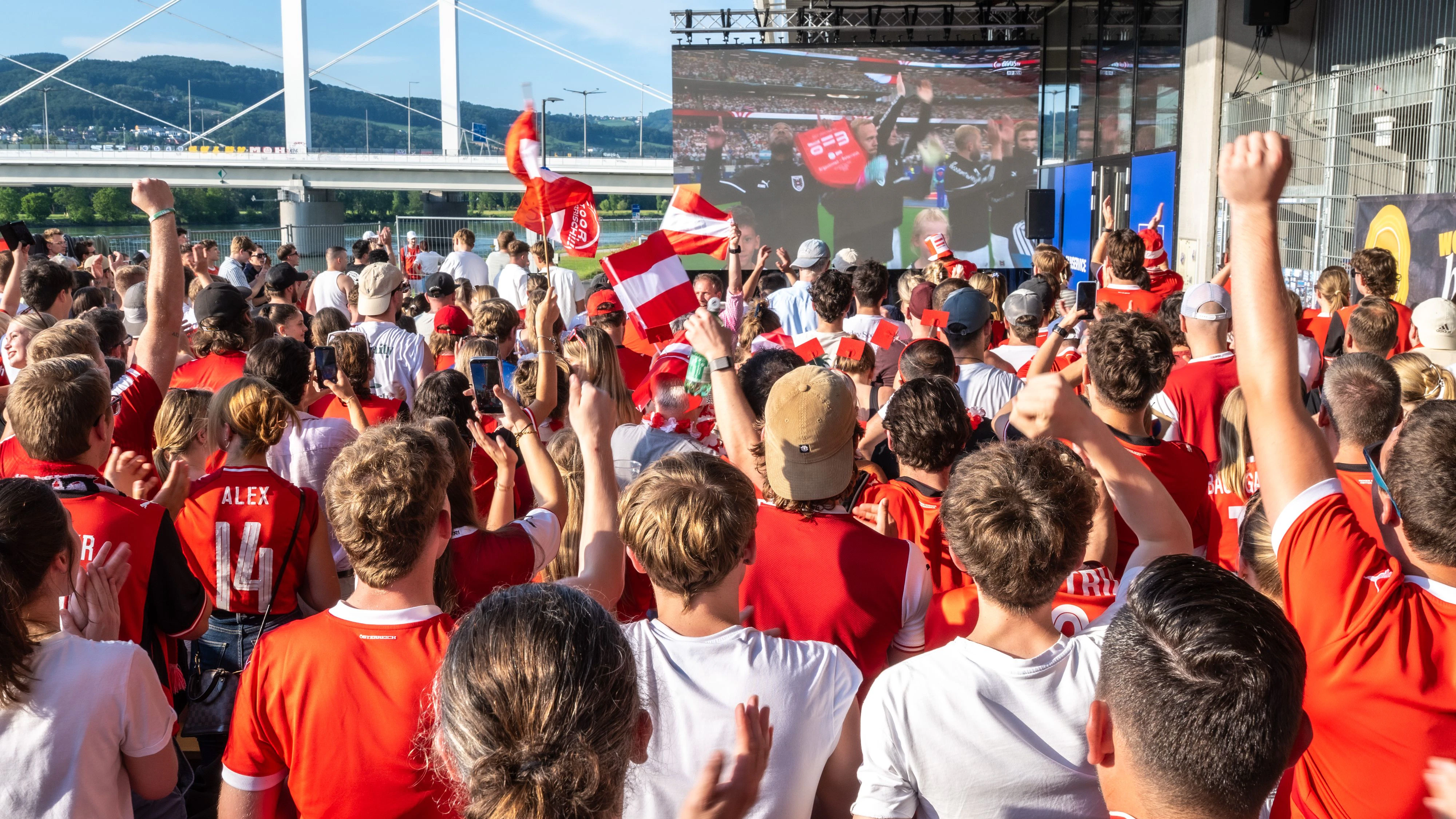 Garantiert beste Stimmung wird auch beim Public Viewing heute, Donnerstag, herrschen.