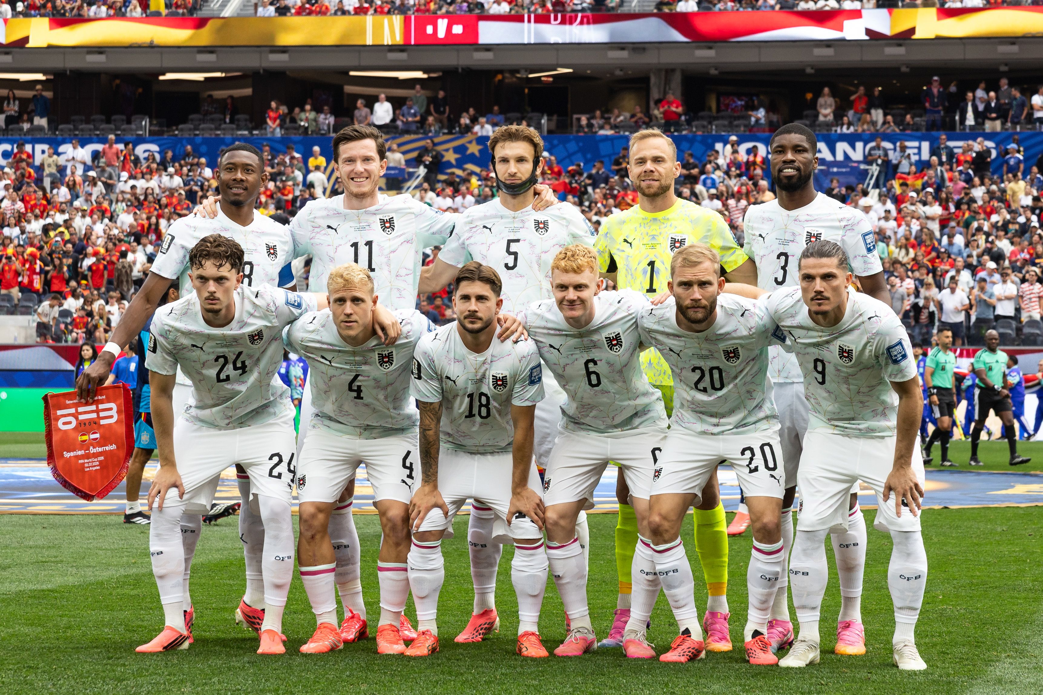Österreichs Fußball-Nationalteam beim WM-Duell gegen Spanien. 