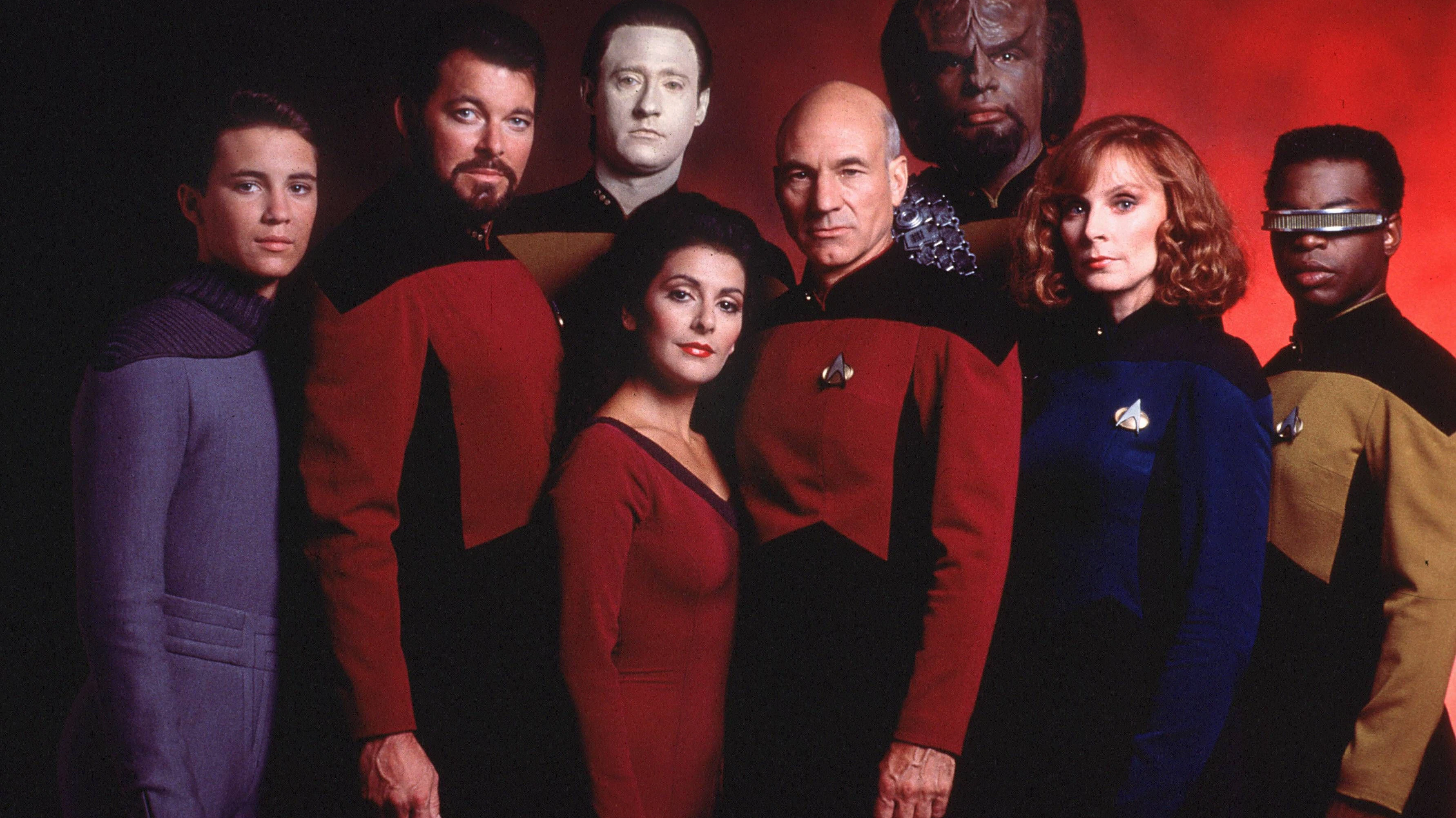 Marina Sirtis (Mitte) und ihre Kollegen aus "Star Trek".