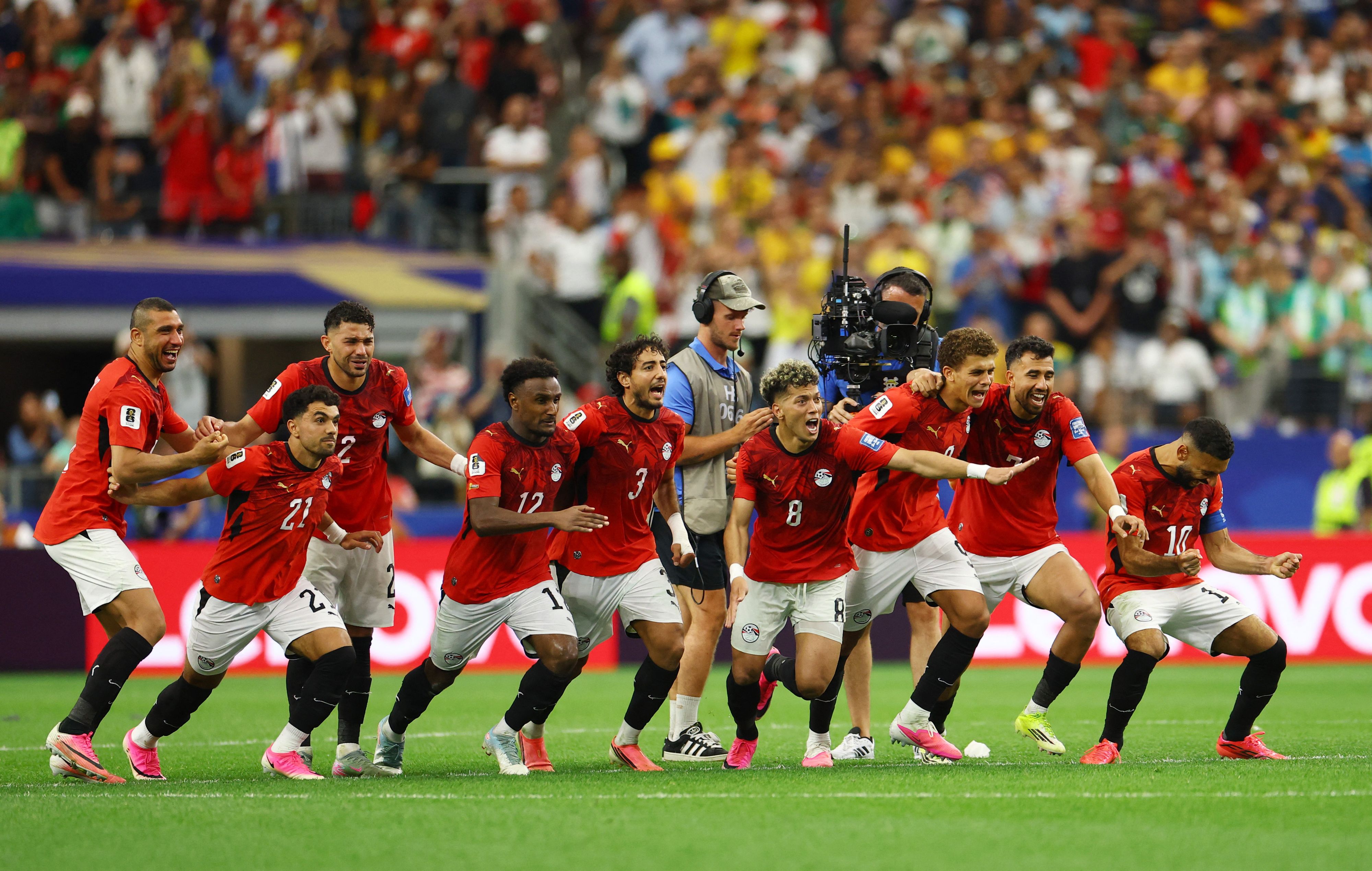 Ägypten feiert den Aufstiegs in WM-Achtelfinale. 