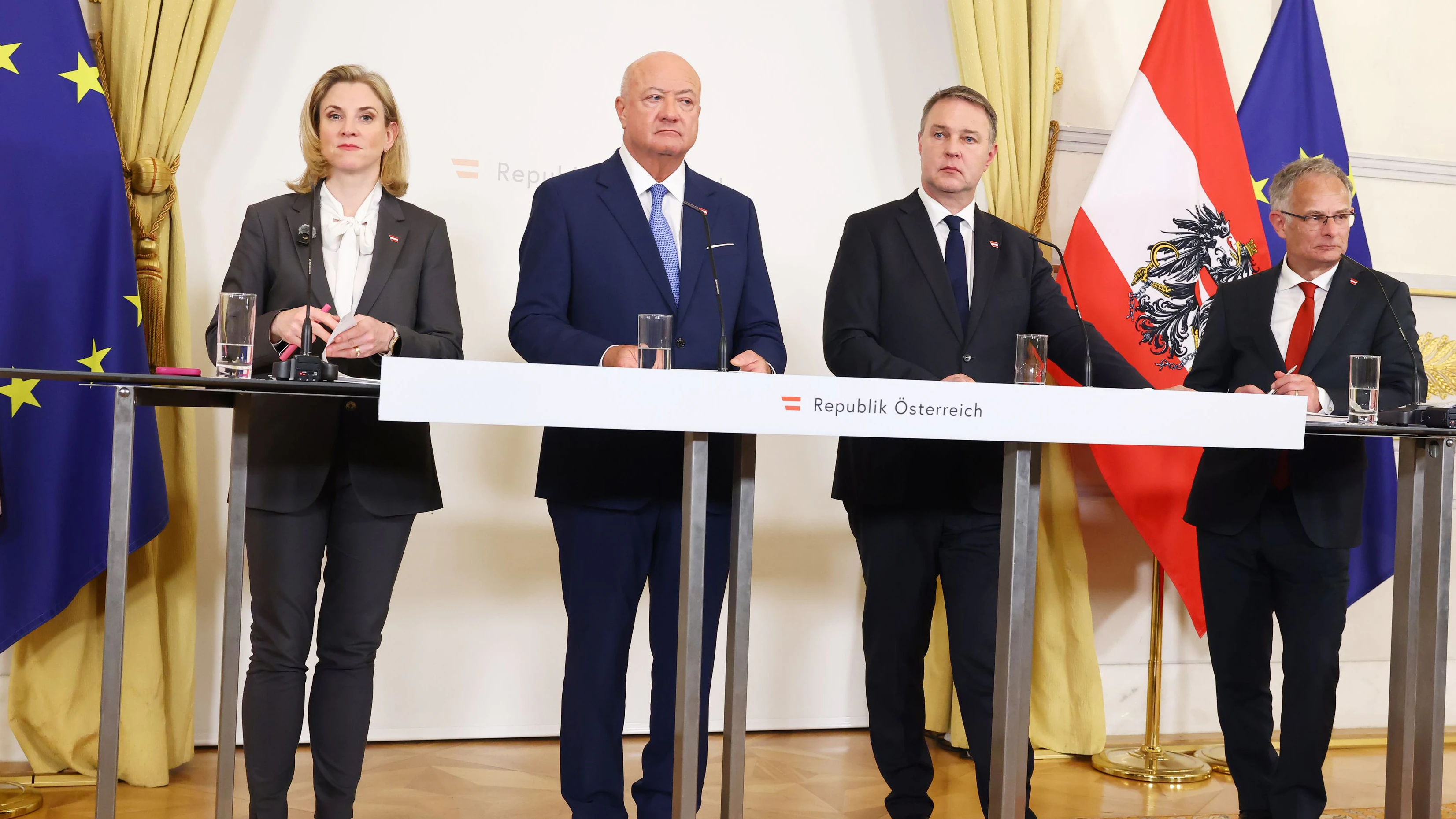 Heute.at - Heute-Umfrage: Das Zeugnis für Politiker ist da