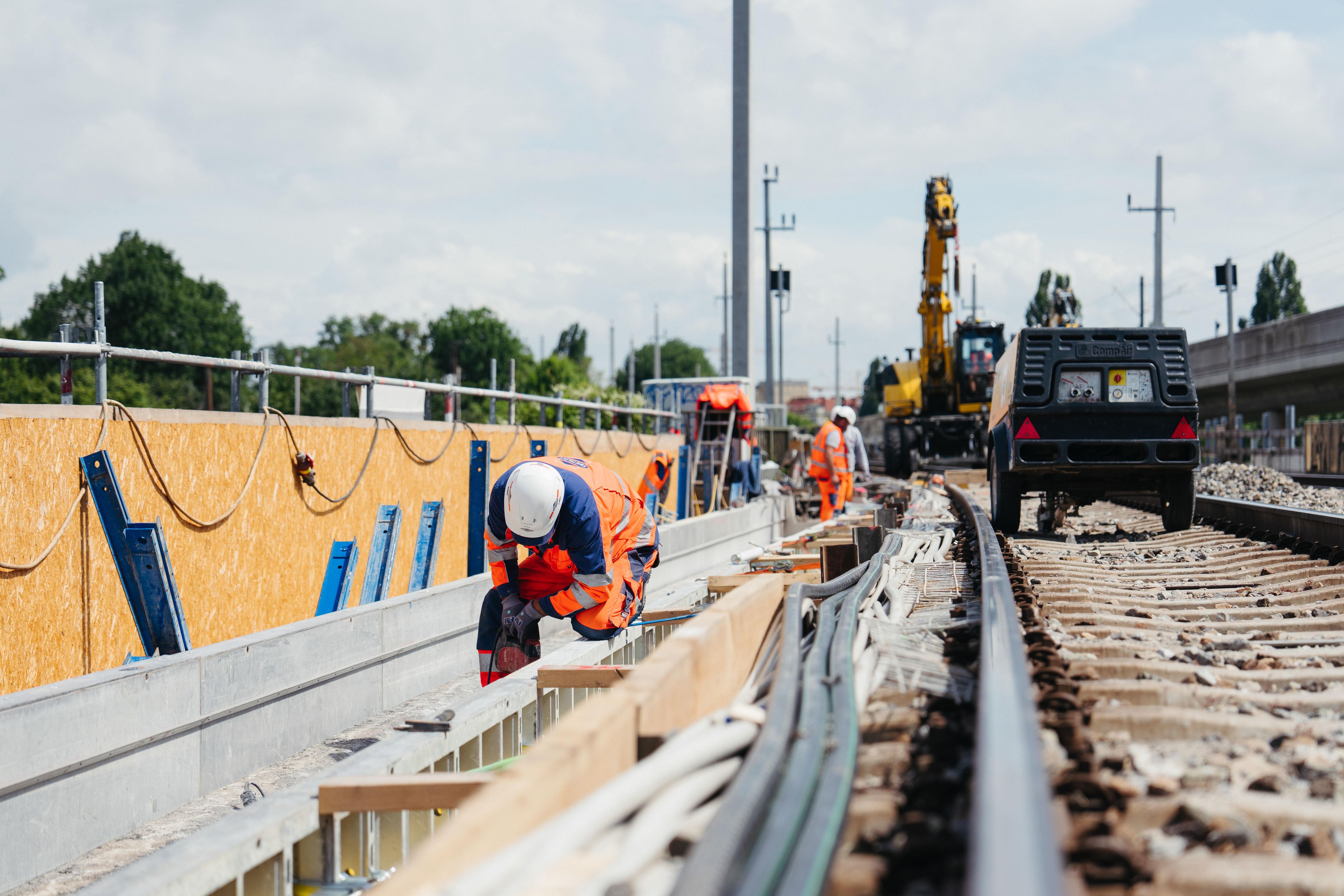 Heute.at - S-Bahnen nun gesperrt – mehr Fahrzeit einplanen!