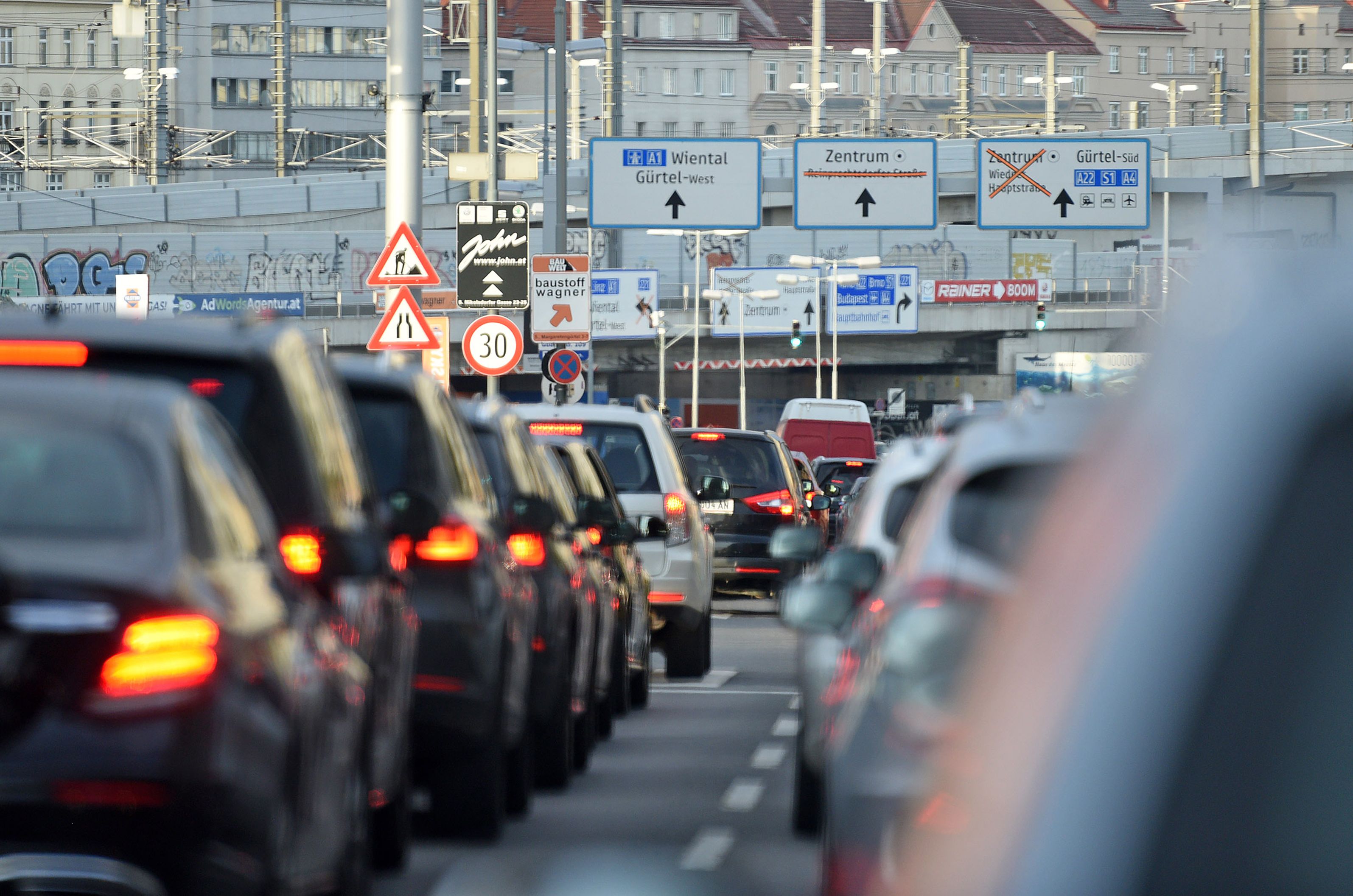 Der ÖAMTC warnt vor einem chaotischen Baustellen-Sommer in Wien. (Symbolbild)