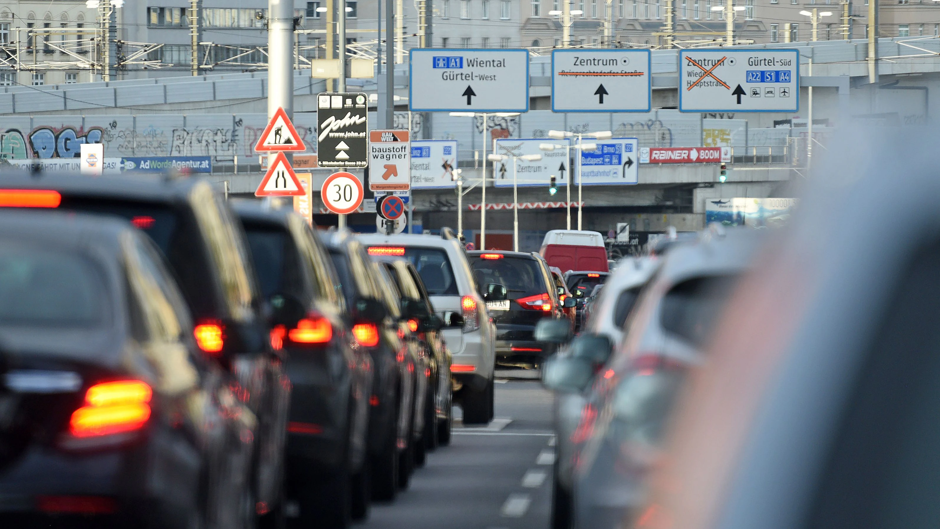 Der ÖAMTC warnt vor einem chaotischen Baustellen-Sommer in Wien. (Symbolbild)