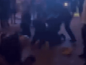 Eine Diskussion beim Public Viewing mündete in einem heftigen Streit, dann wurde eine Frau schwer verletzt.