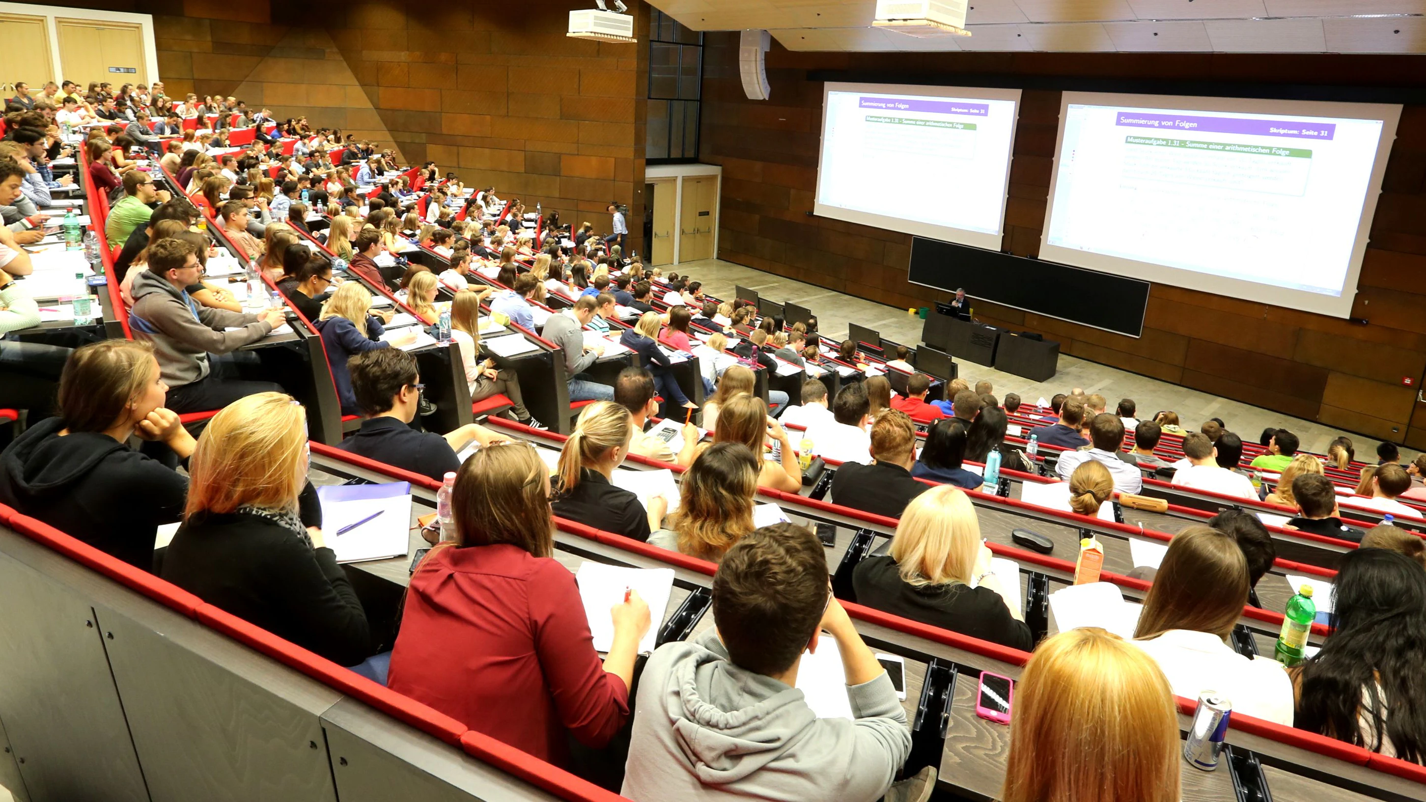 An Österreichs öffentlichen Unis gibt es immer mehr ausländische Erstsemestrige. (Symbolbild)