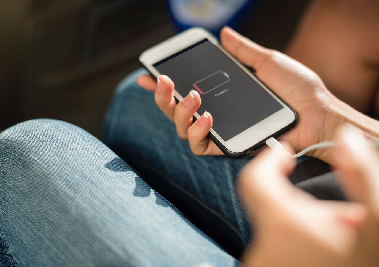 In der Vergangenheit wurden Apples Smartphones oft wegen ihrer relativ kleinen Akkus kritisiert.