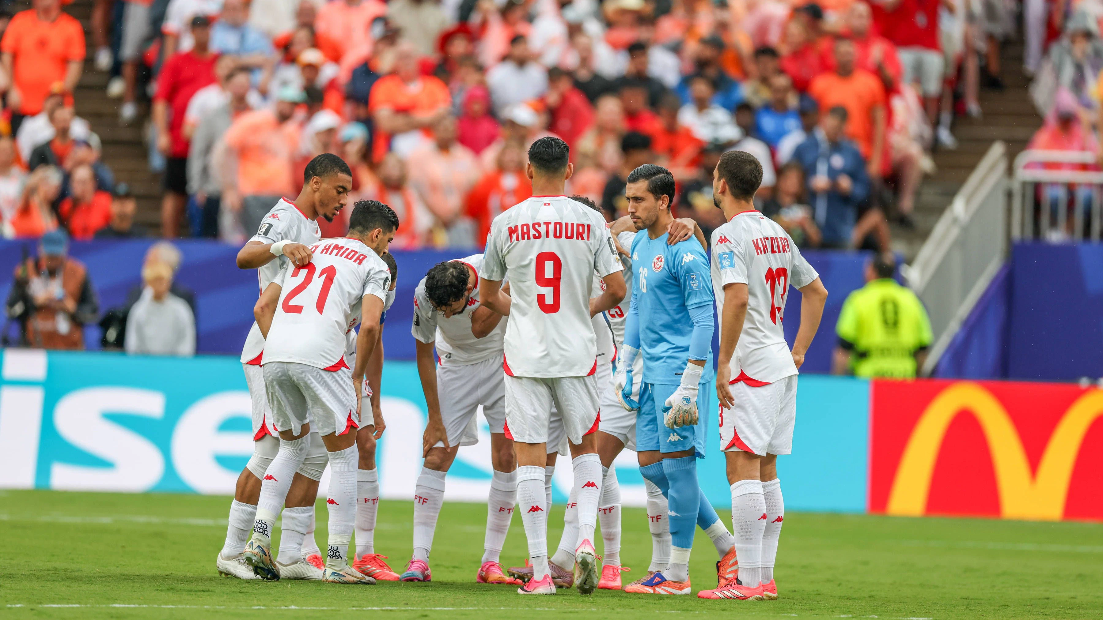 JUNE 25, 2026: Tunisia huddles before the match against Netherlands at Kansas City Stadium in Kansas City, MO. /CSM Kansas City United States - ZUMAc04_ 20260625_zma_c04_397 Copyright: xRomanxPunox