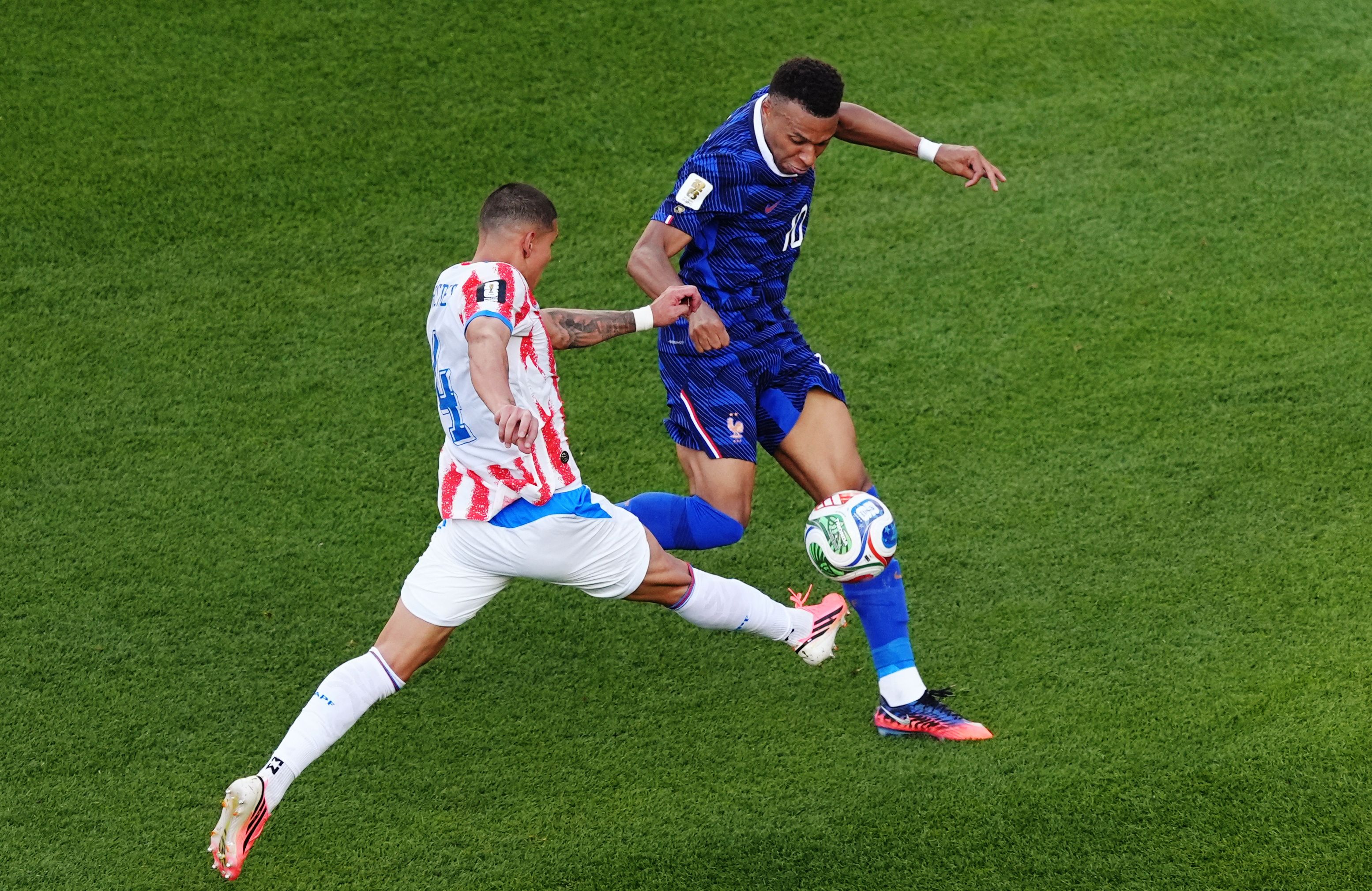 Heute.at - Frankreich schlägt Paraguay mit einem Elfer-Tor