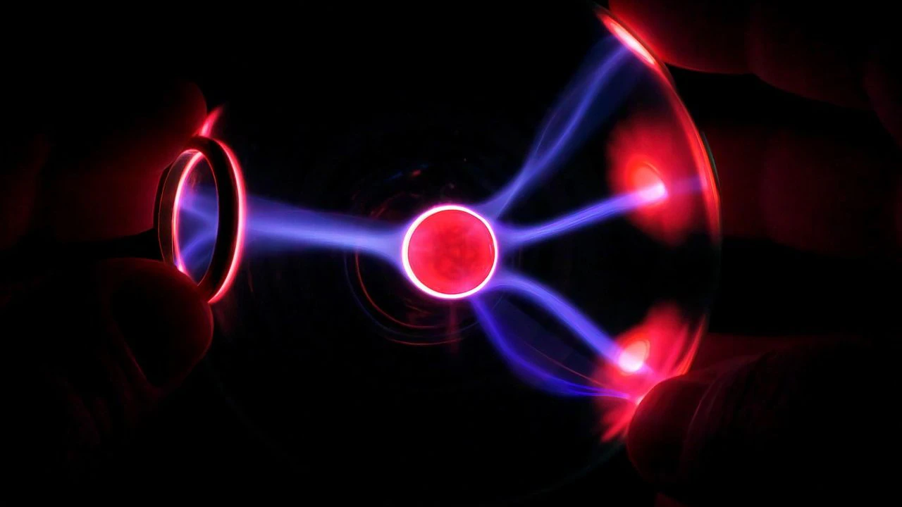 Heute.at - Erstmals leuchten Glühbirnen mit Fusionsstrom
