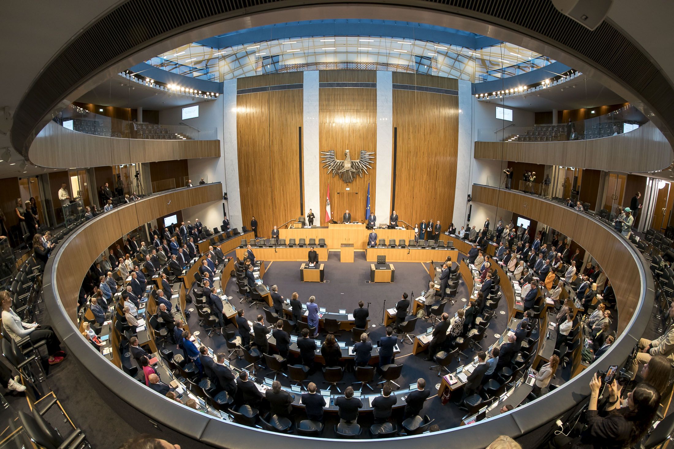 Fünf Plenartage in einer Woche – der Nationalrat hat ab 6. Juli eine Mega-Agenda.