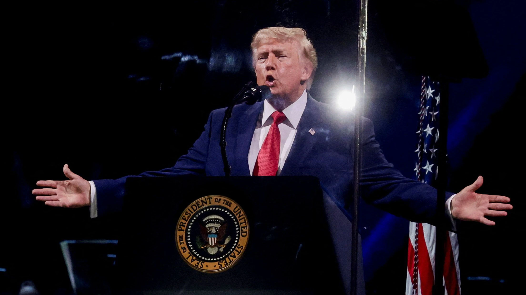 U.S. President Donald Trump speaks at a Fourth of July rally, marking the 250th anniversary of U.S. independence, on the National Mall in Washington, D.C., U.S., July 4, 2026.  REUTERS/Jonathan Ernst