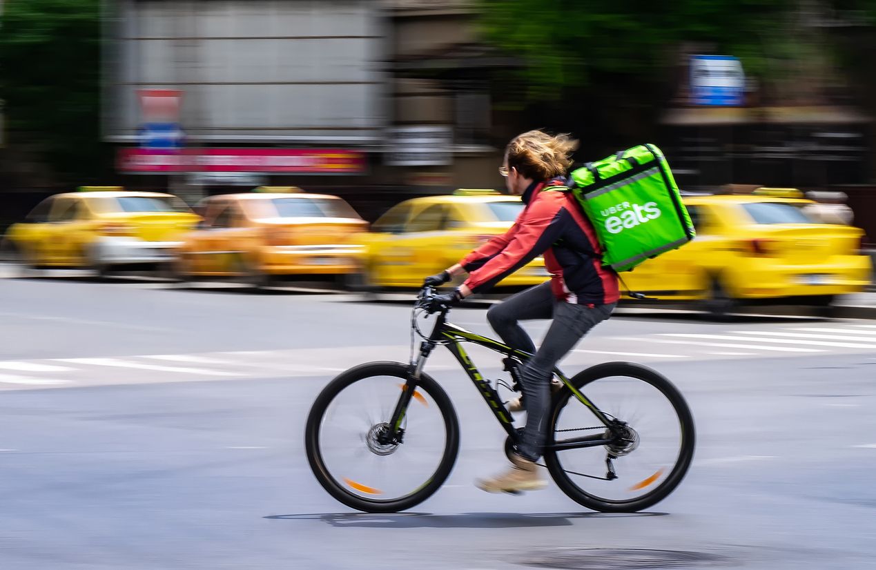 Kein Start in Österreich: Uber will mögliche kartellrechtliche Hürden bei der geplanten Übernahme von Delivery Hero senken.