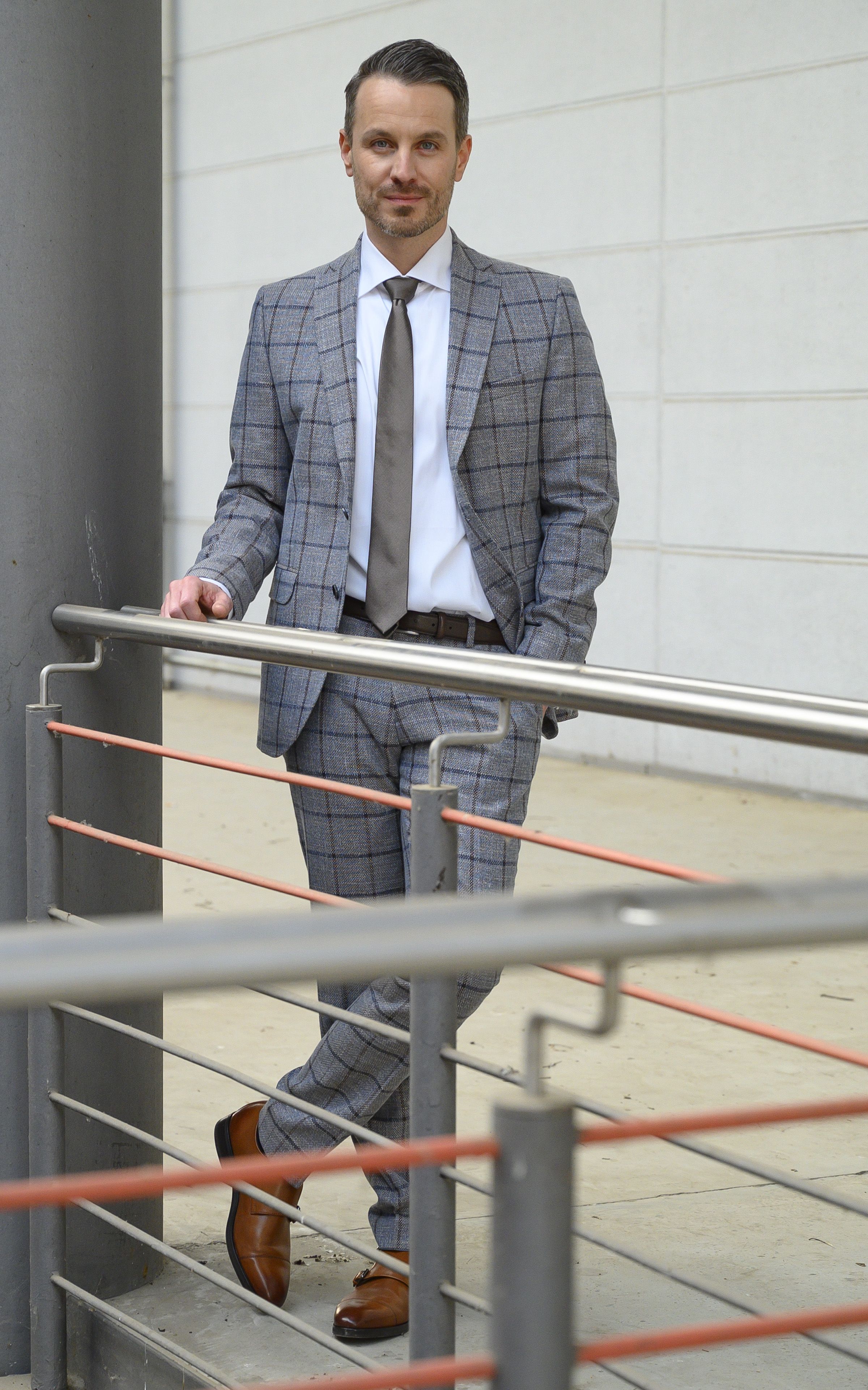 Marc Dumitru bei einem Fototermin am Set zur RTL Daily Soap 