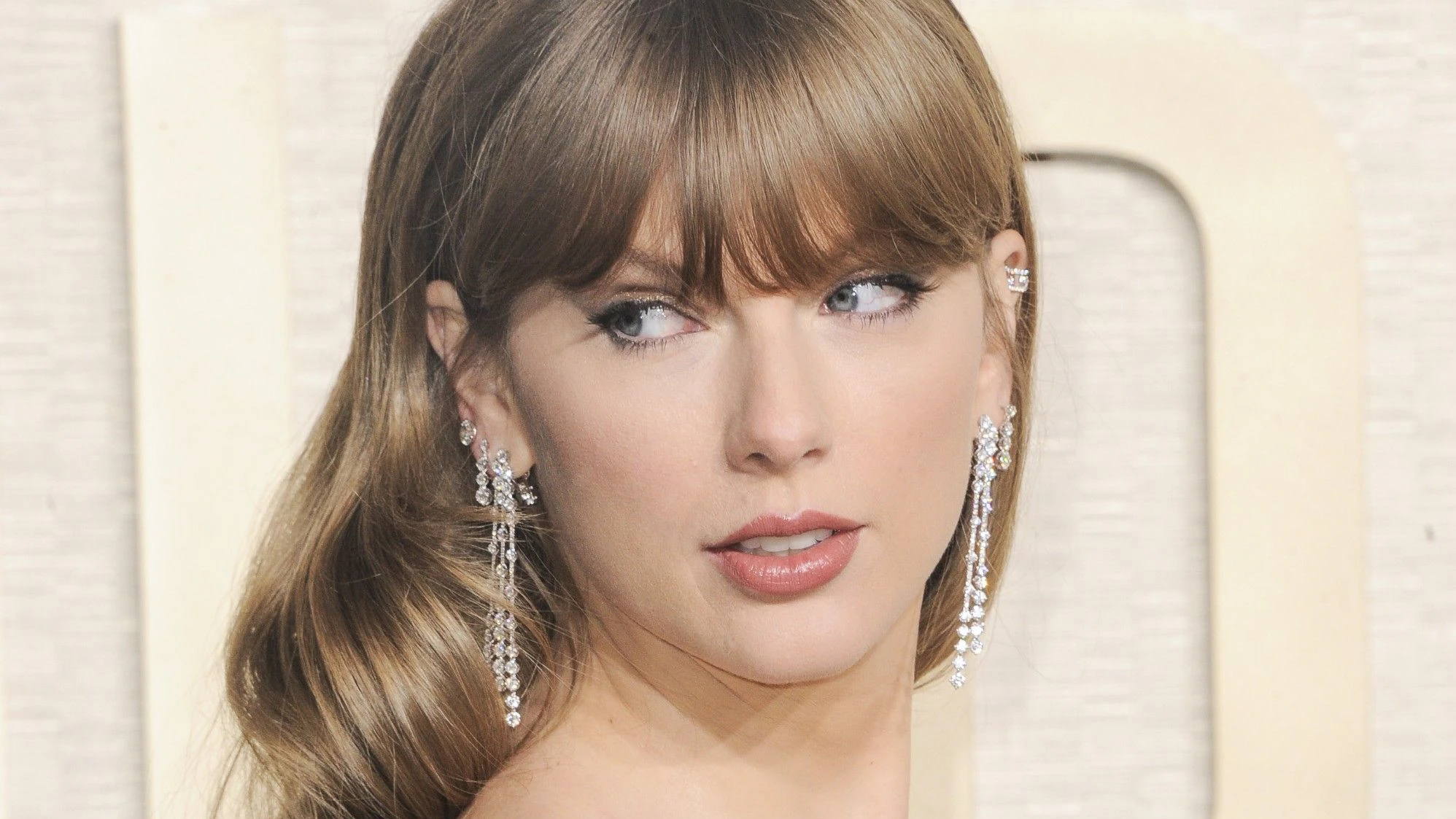 Taylor Swift at arrivals, 81st Annual Golden Globe Awards, Beverly Hilton Hotel, Beverly Hills, CA, United States, January 7, 2024. (Photo by: Elizabeth Goodenough/Everett Collection)
