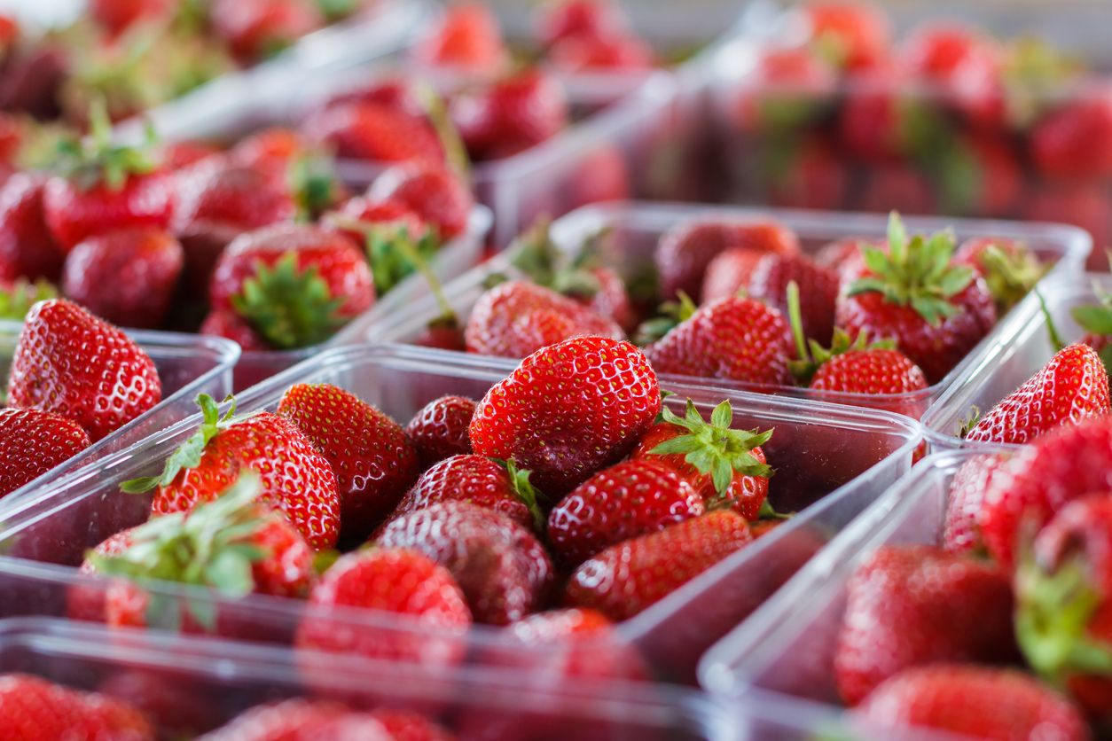 Gerade im Sommer greifen viele zu Erdbeeren.
