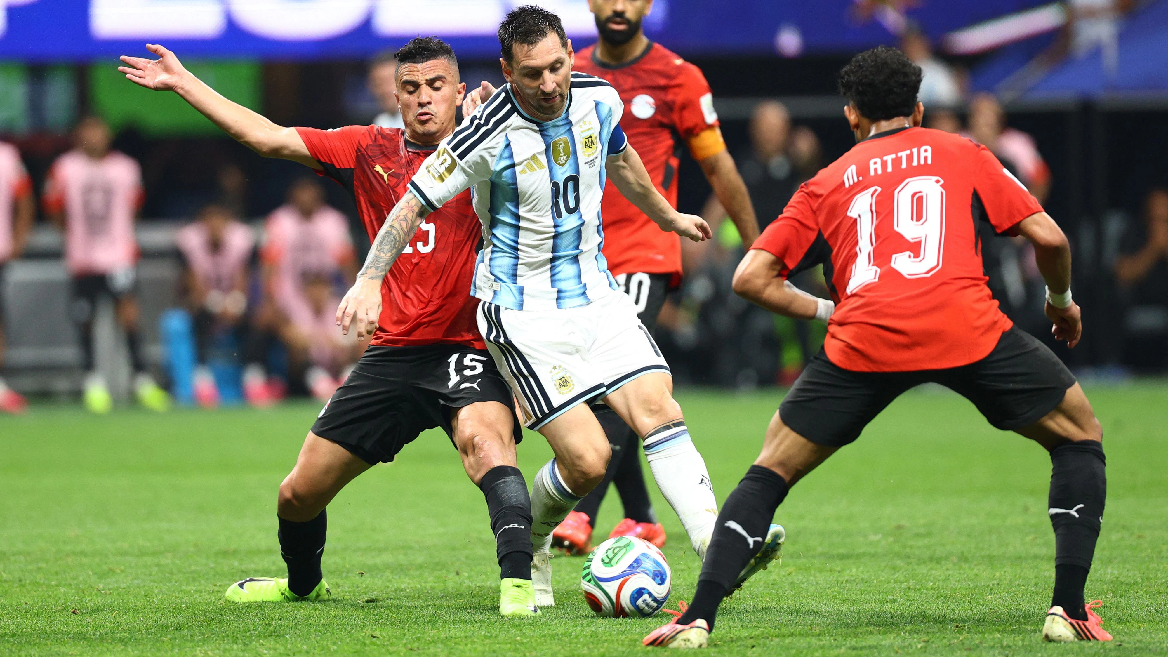 Heute.at - Argentinien dreht 0:2-Rückstand und steigt auf