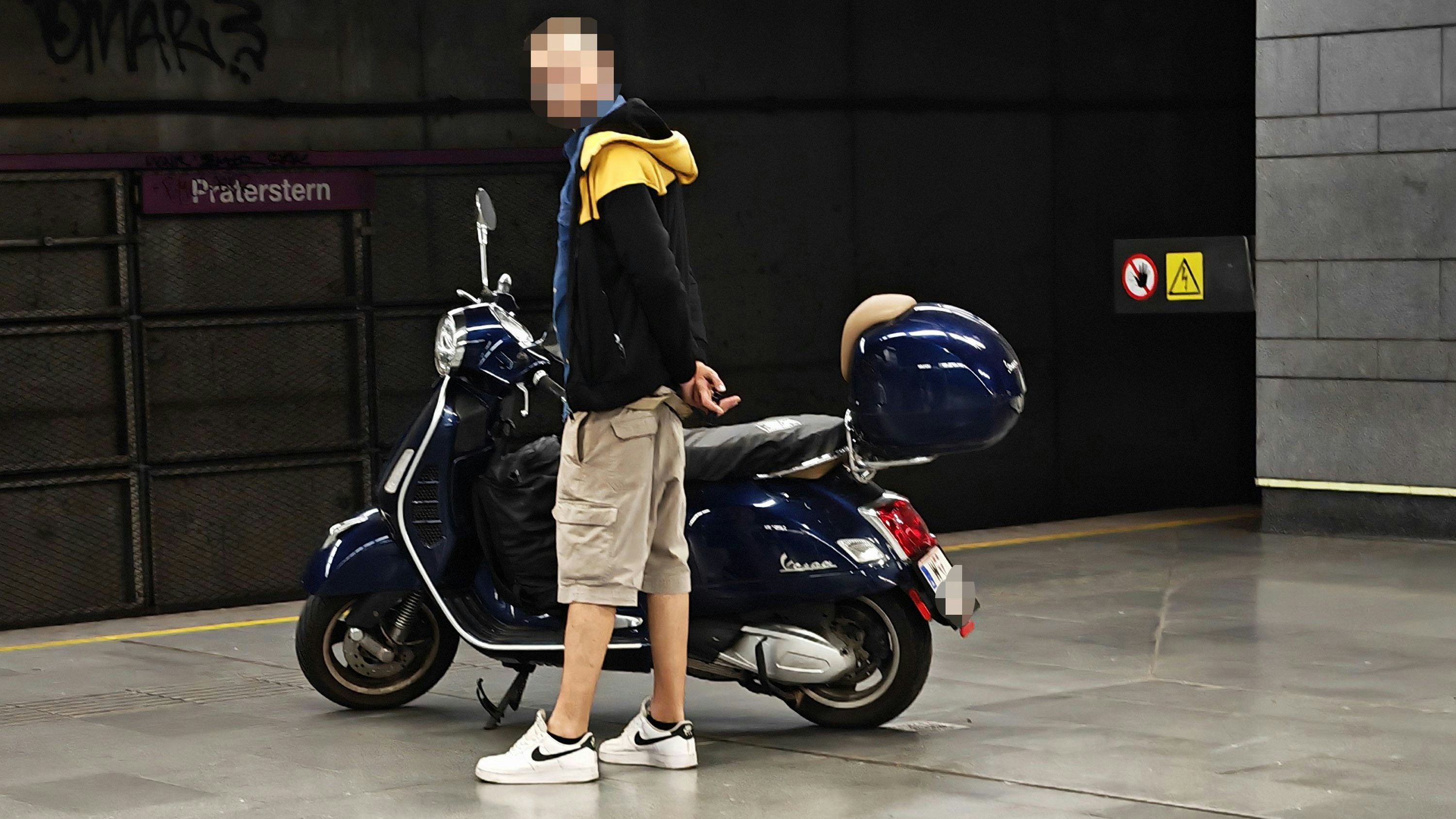 Фото Vespa в метро стало ключевым доказательством по делу о краже