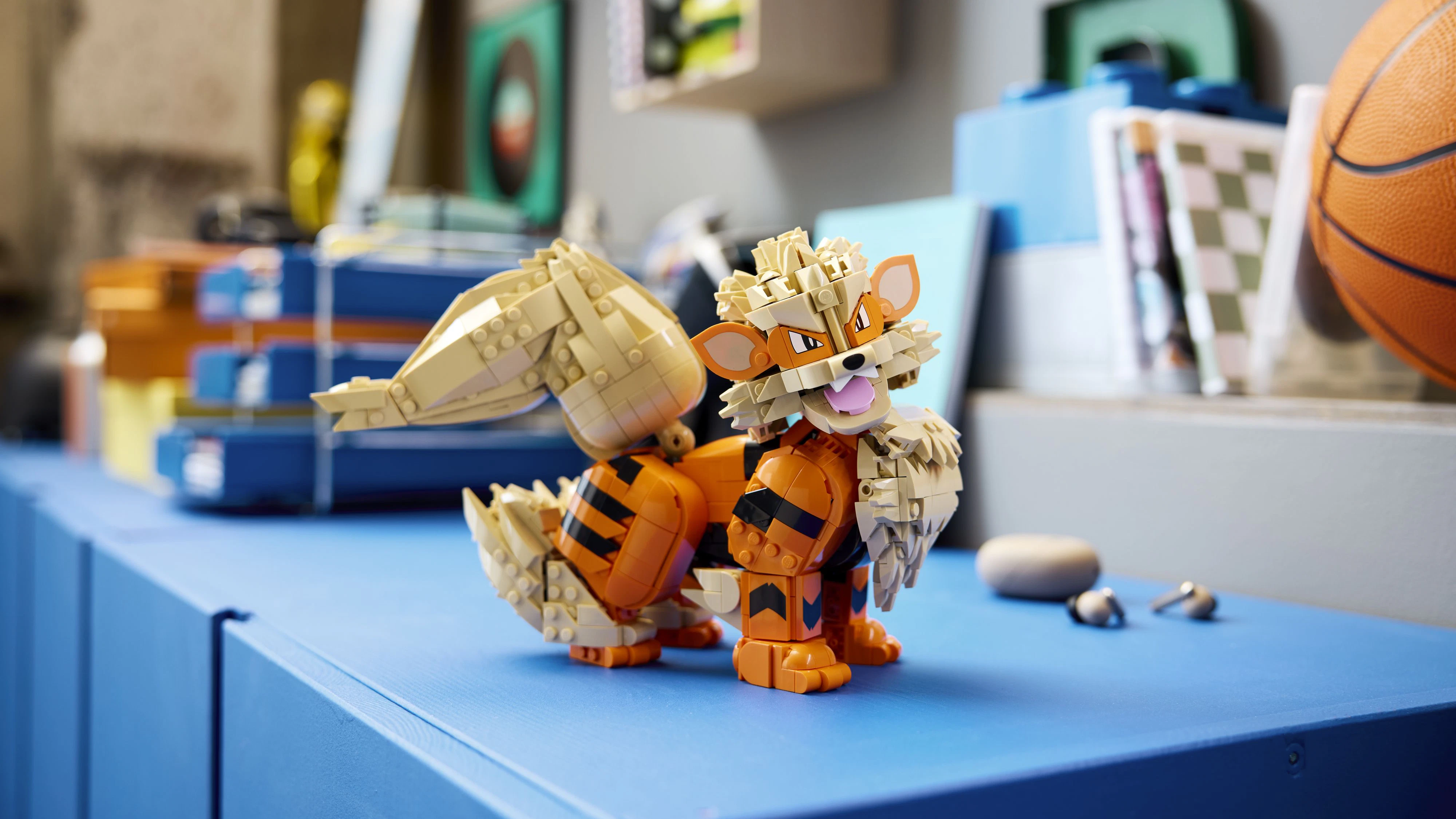 Auch Arkani erhält erstmals ein großes Modell aus LEGO-Steinen.