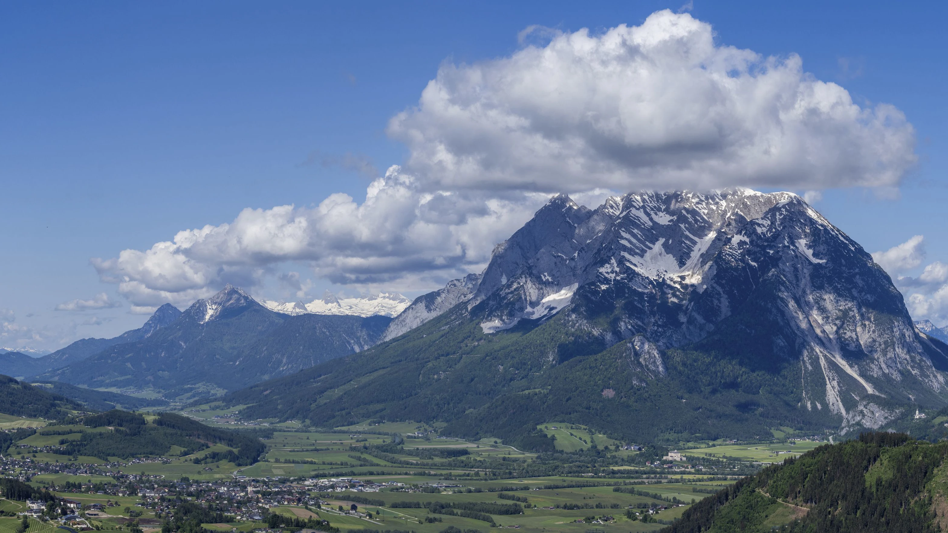 Blick in das Ennstal. 