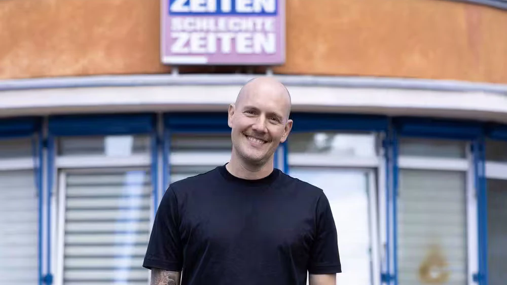 Oli.P dreht wieder für «Gute Zeiten, schlechte Zeiten».RTL / Anna Riedel