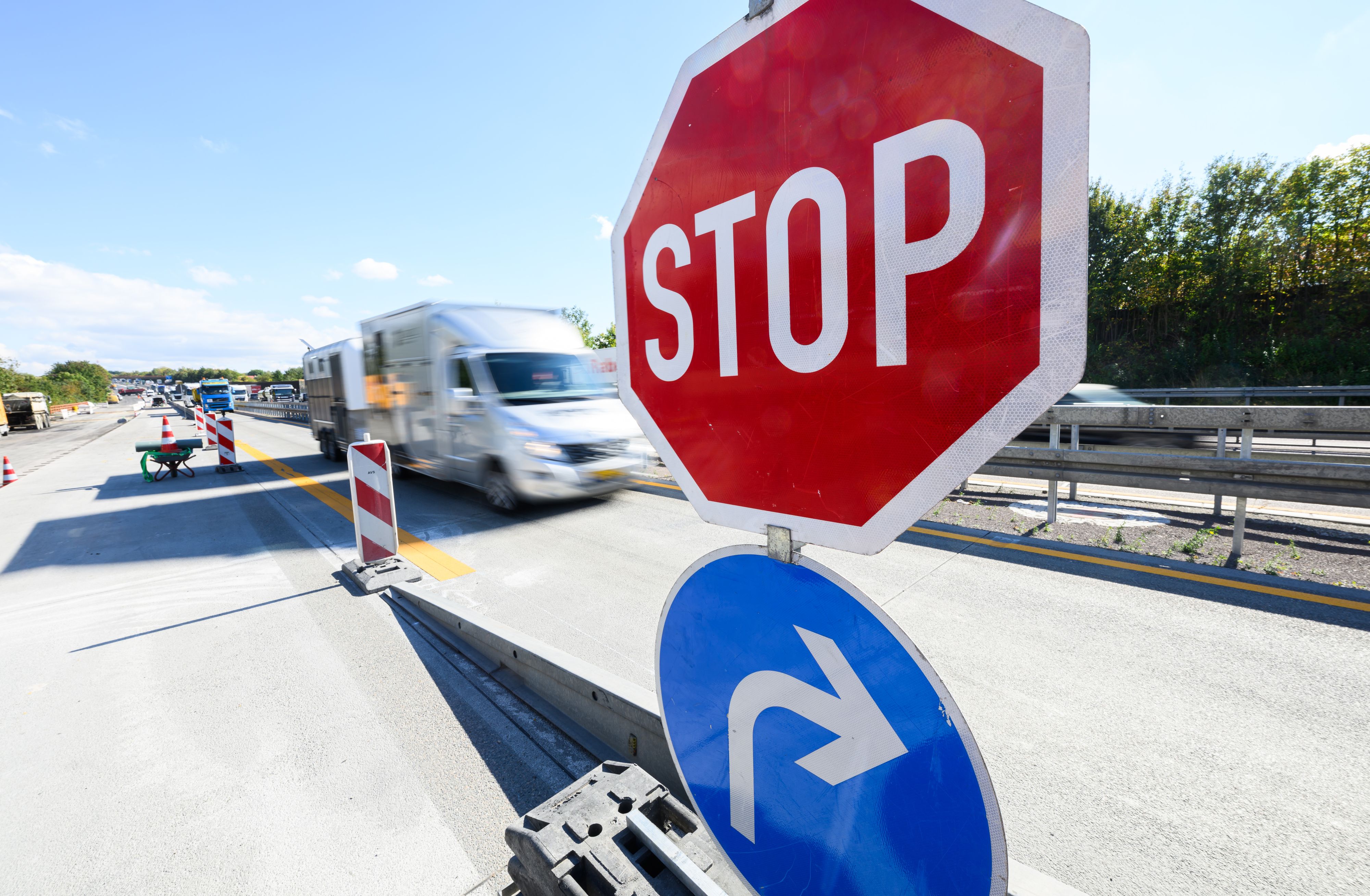 Heute.at - Mit dem Auto zum Flughafen? DAS musst du jetzt beachten