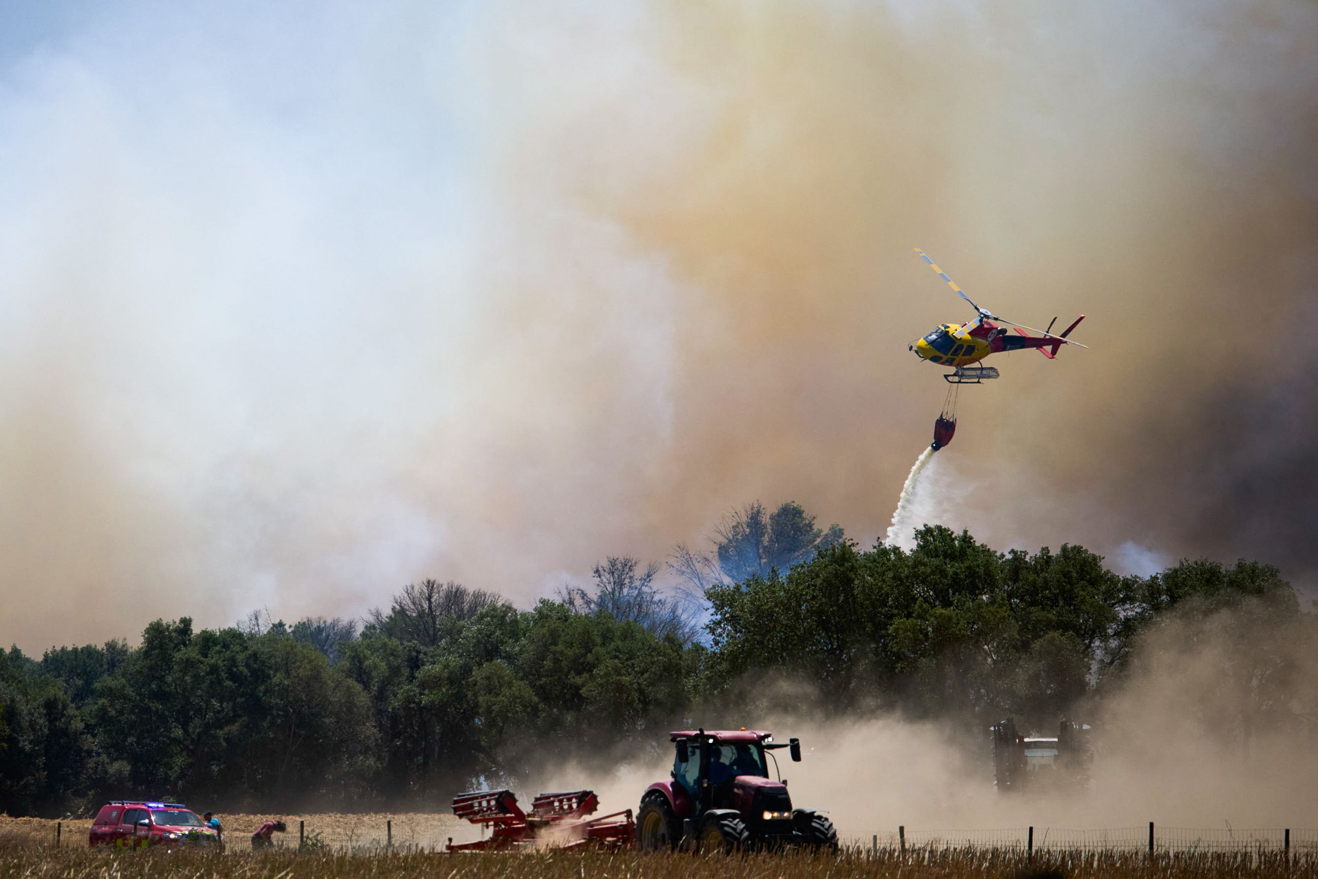 Feuer in La Bisbal im Landesinneren der Costa Brava.