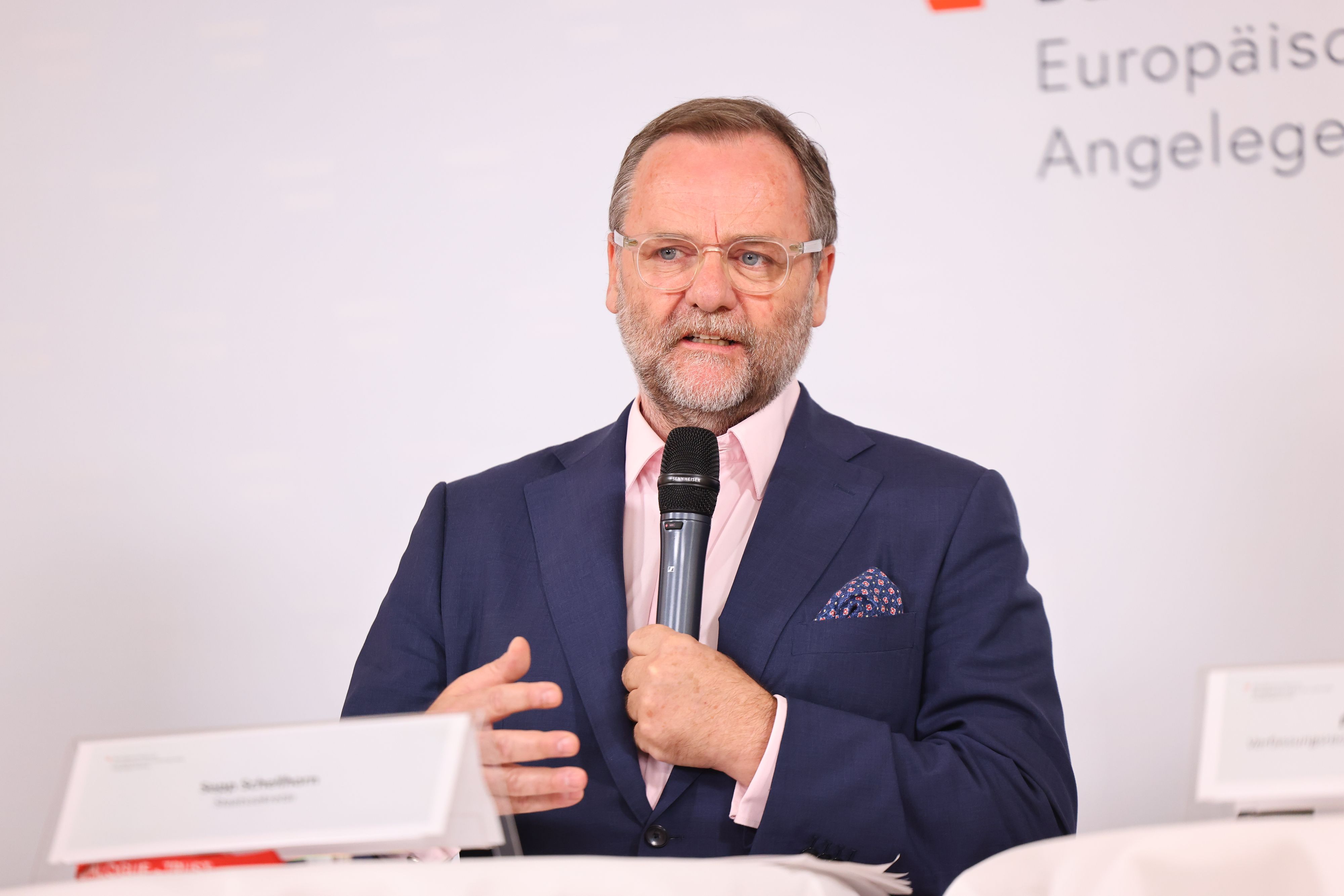 Heute.at - 5.000 Beschwerden: Österreichs große Bürokratie-Hürden