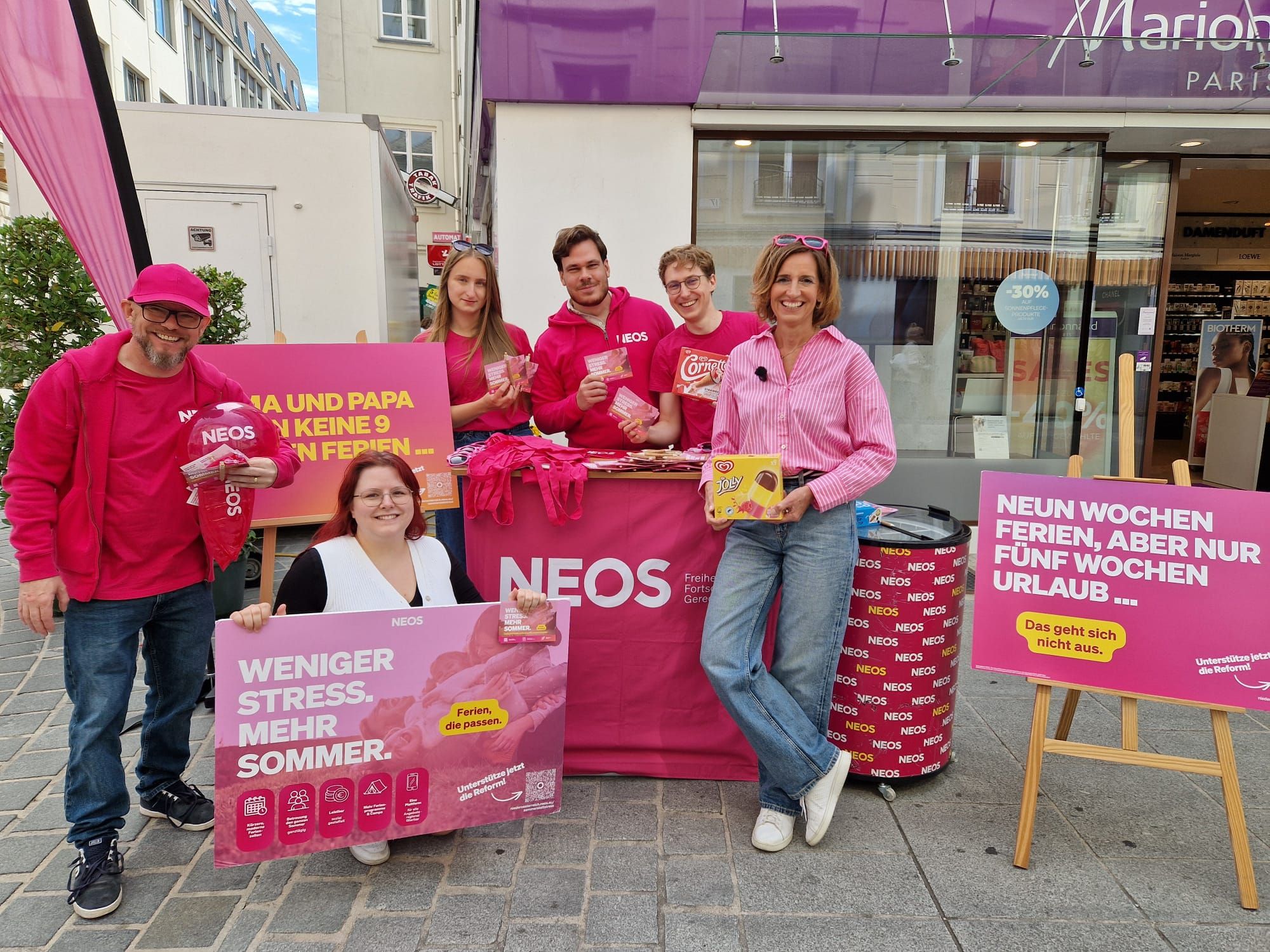 Heute.at - Neos starten Sommertour mit Check von Ferienbetreuung