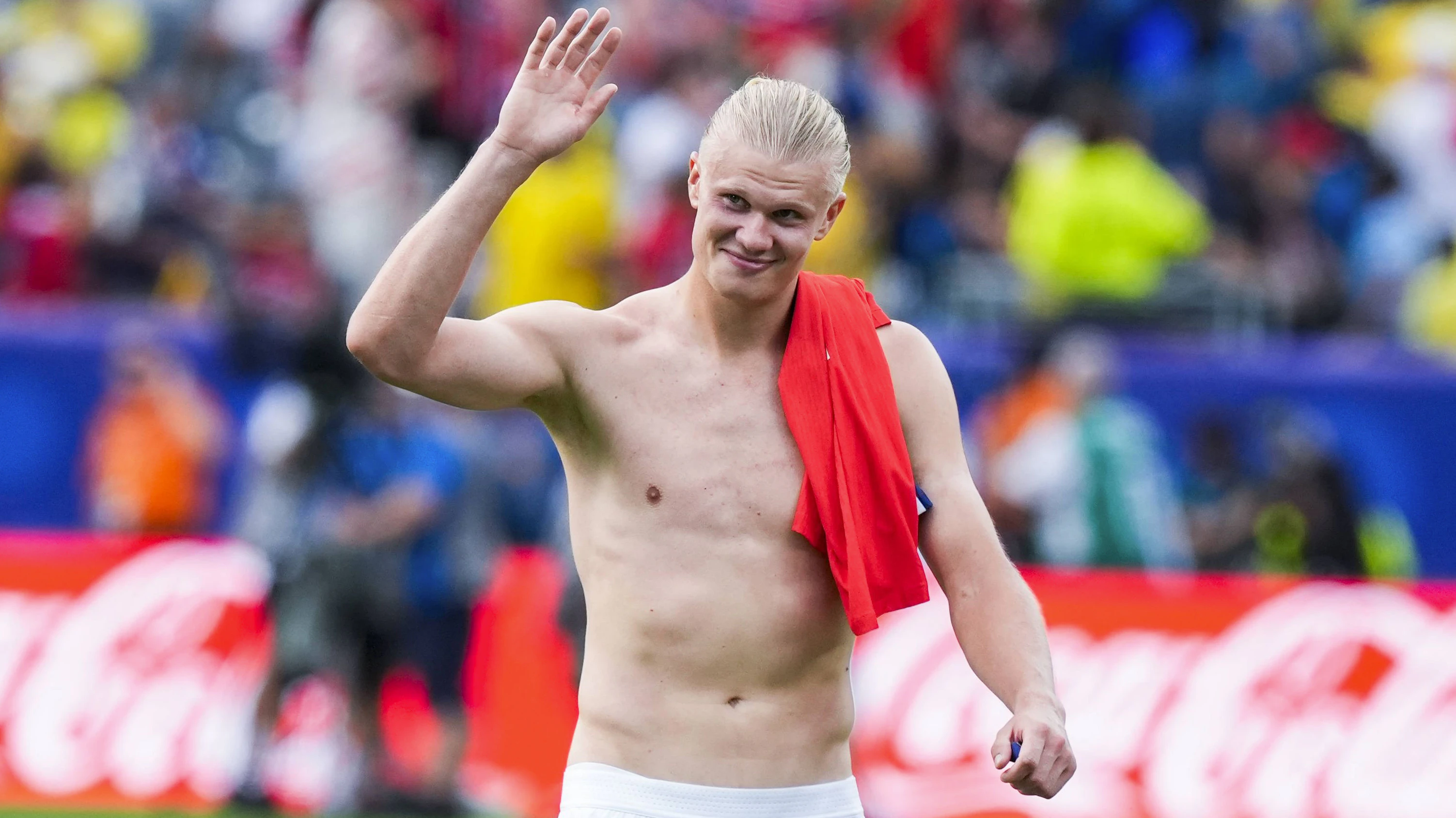 Fotball-VM 2026: Brasil - Norge 1 -2 East Rutherford, New Jersey , USA 20260706. Norges tomalsscorer Erling Braut Haaland etter 8-delsfinalen mellom Brasil og Norge under fotball-VM 2026 pa New Jersey stadion. Foto: Terje Pedersen / NTB East Rutherford, New Jersey USA EDITORIAL USE ONLY. RESTRICTED USE FOR BETTING COMPANIES Ref:_SPOOeG_4EmgZU8.jpg *** 2026 FIFA World Cup Brazil vs. Norway 12 East Rutherford, New Jersey, USA 20260706 Norways two-goal scorer Erling Braut Haaland after the quarterfinal between Brazil and Norway during the 2026 FIFA World Cup at New Jersey Stadium. Photo: Terje Pedersen, NTB, East Rutherford, New Jersey, USA EDITORIAL USE ONLY RESTRICTED USE FOR BETTING COMPANIES PUBLICATIONxNOTxINxNORxSWExDENxFINxFRA Copyright: xTerjexPedersenx/xNTBx