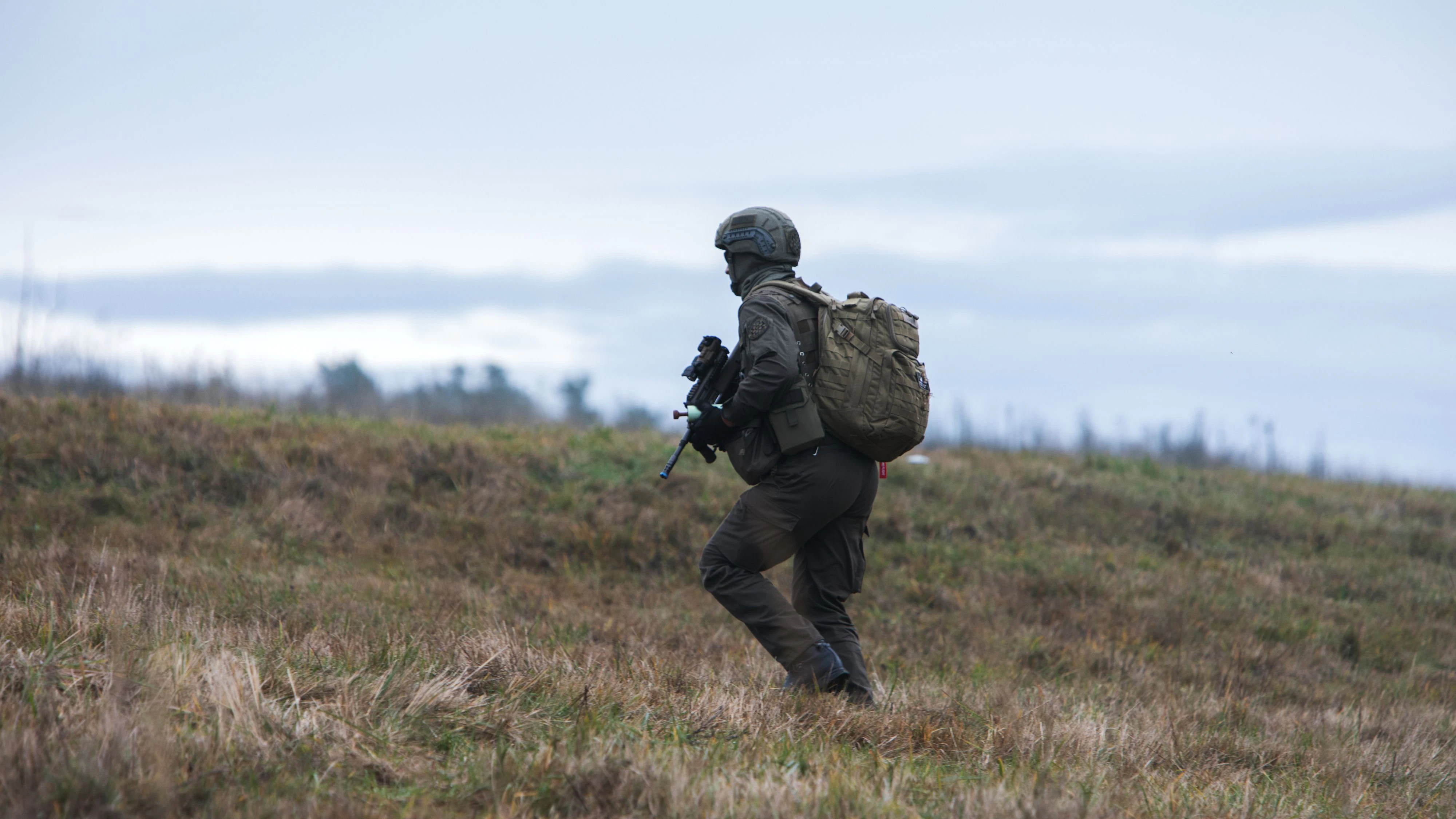 Heute.at - Soldaten suchen Munition, machen Sensationsfund