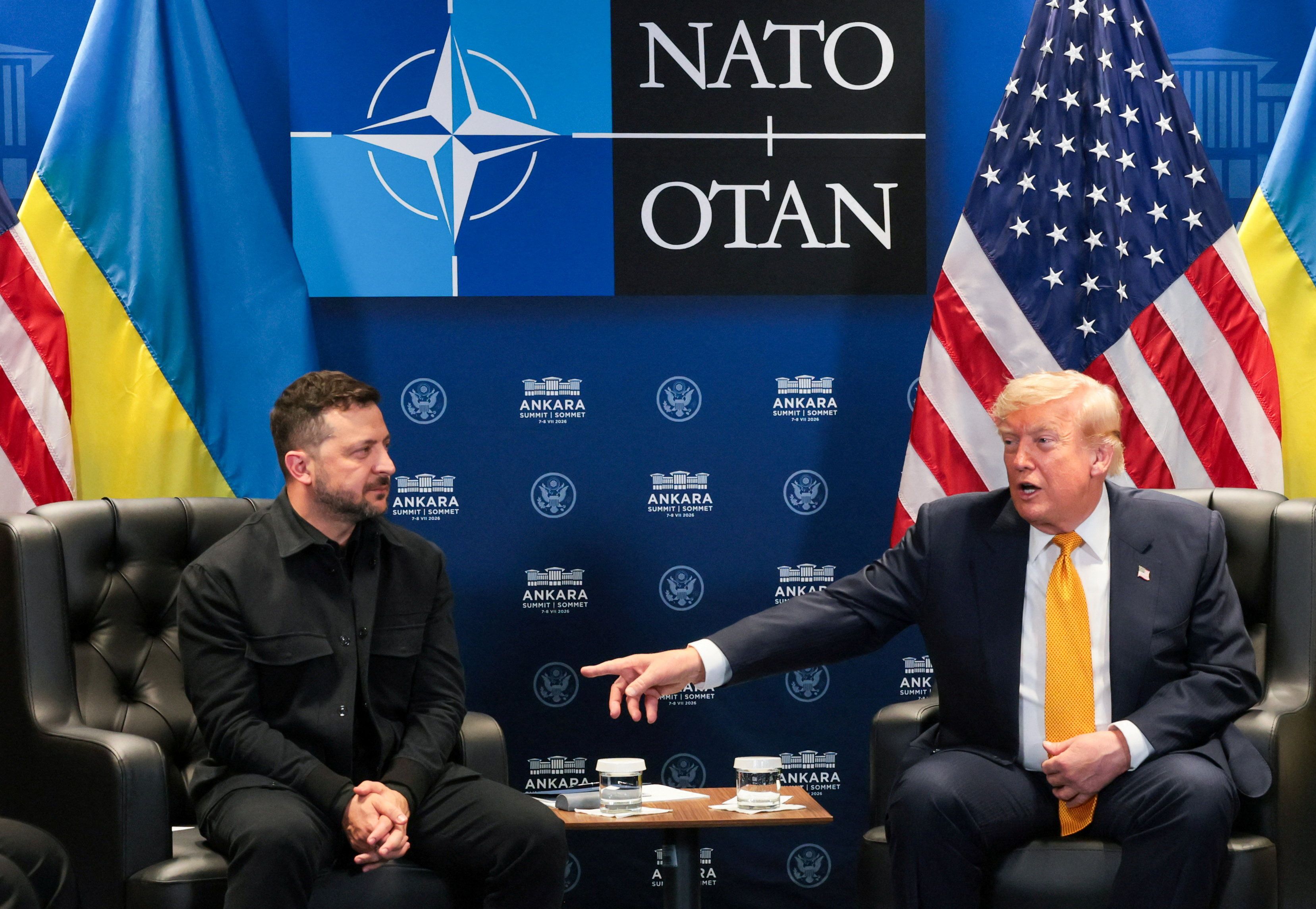 Trump sorgte bei einem Termin mit Selenskyj für Wirbel unter den Journalisten.
