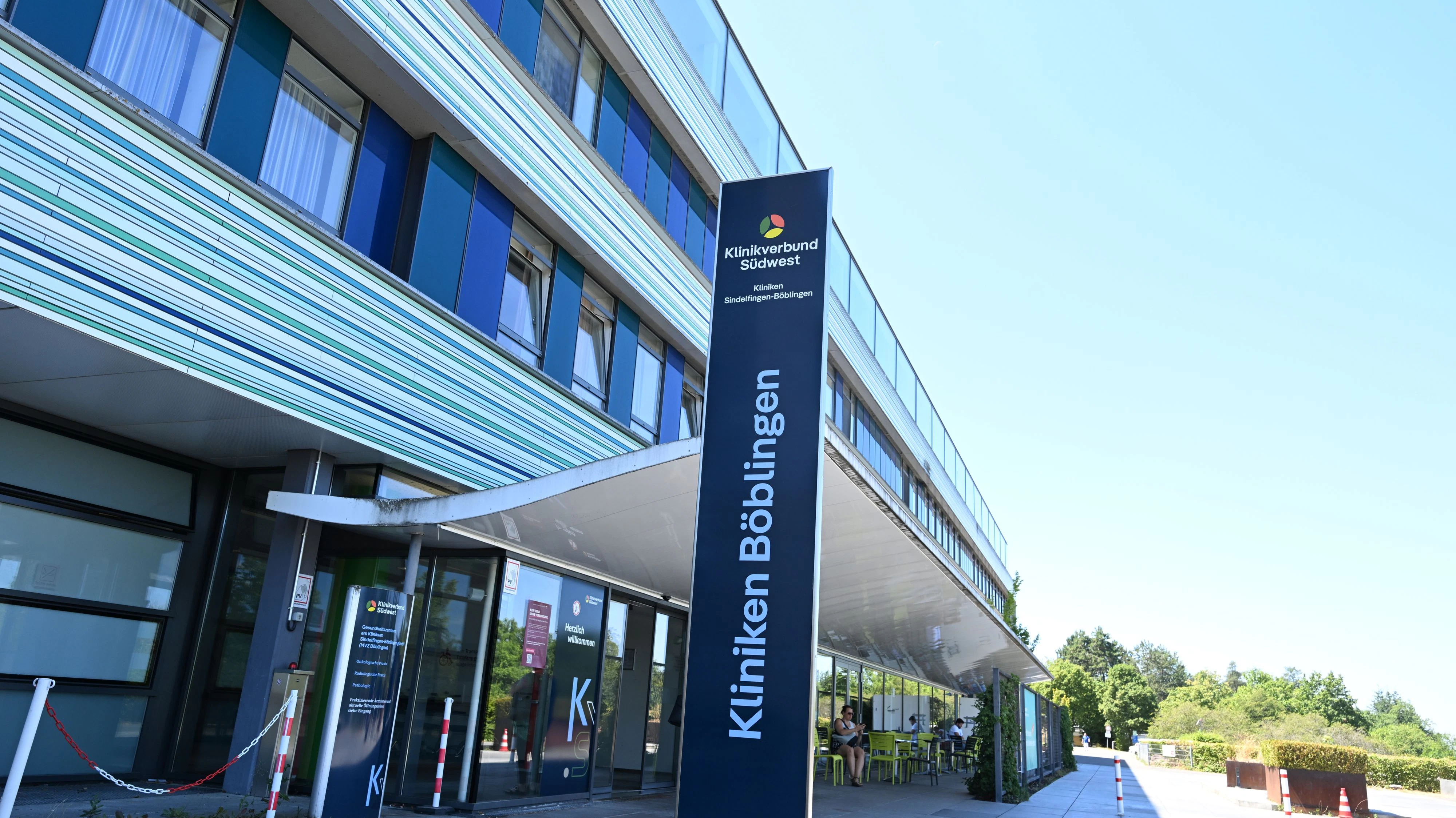 In Böblingen nahe Stuttgart wurde ein toter Säugling aus dem Spital entwendet und später wieder entdeckt – zerstückelt. 
