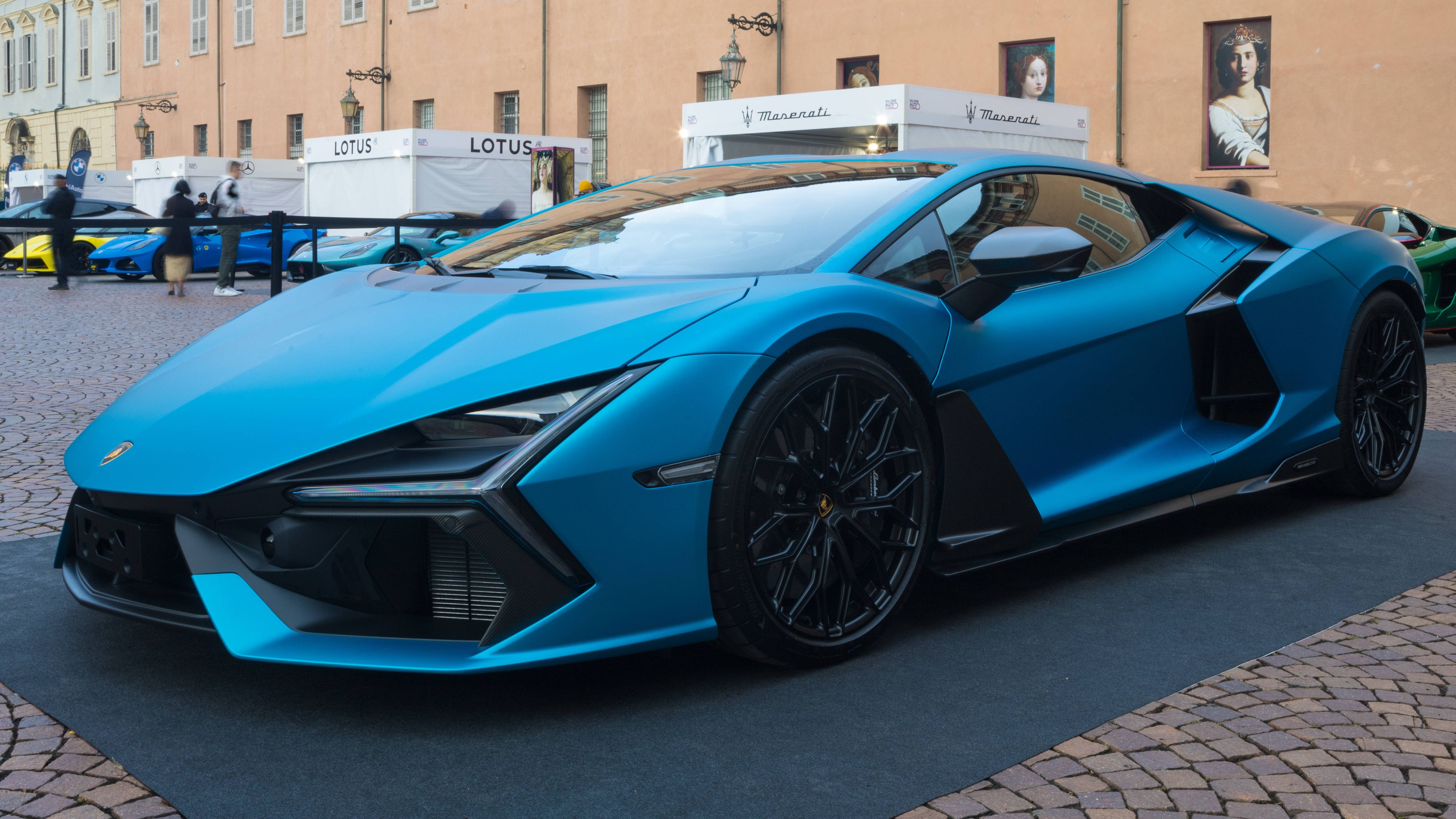 Lamborghini Revuelto bei der Auto-Show Turin 2025.