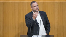 Hafenecker: "Die Regierung pfeift aus dem letzten Loch"